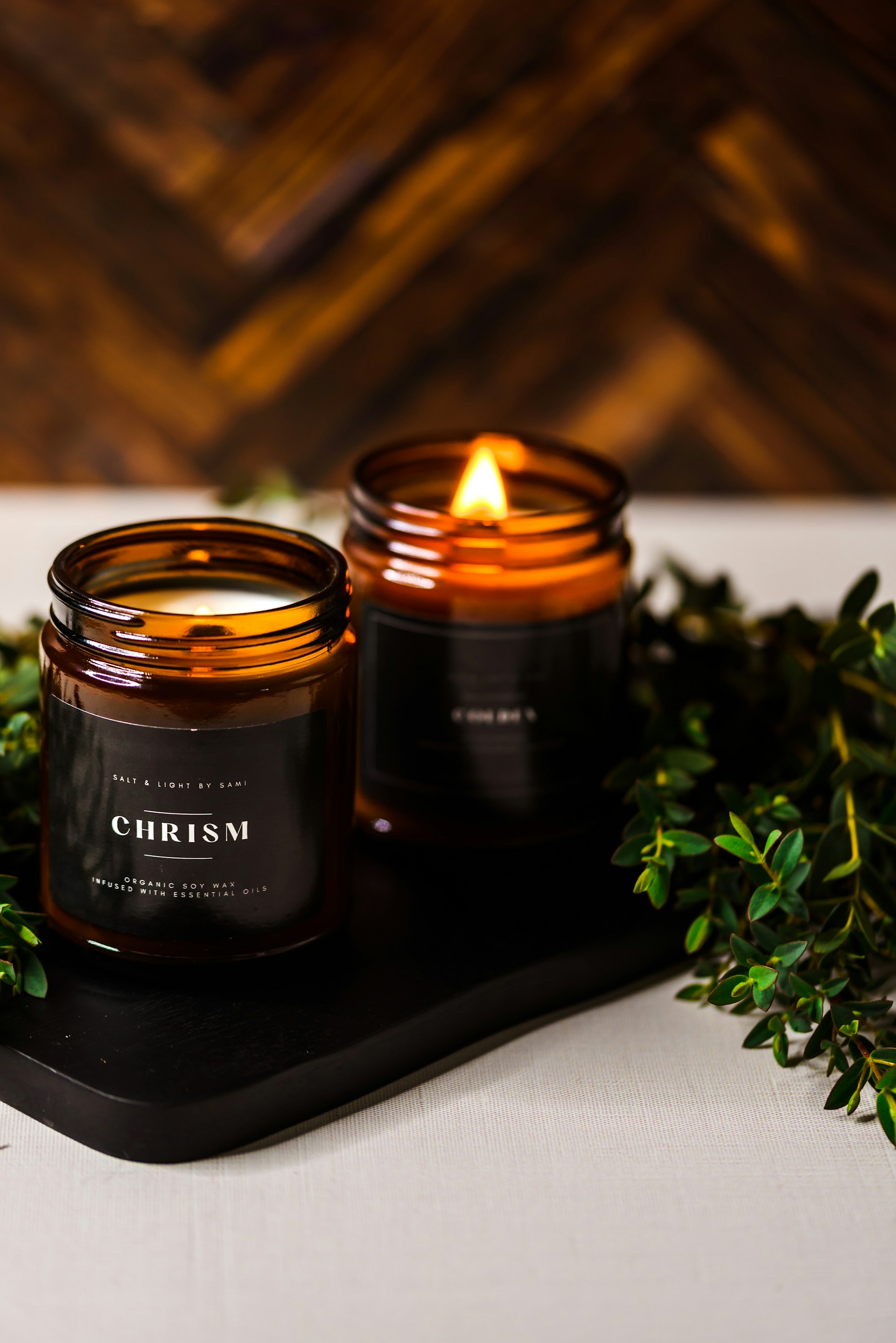 black and white bed linen