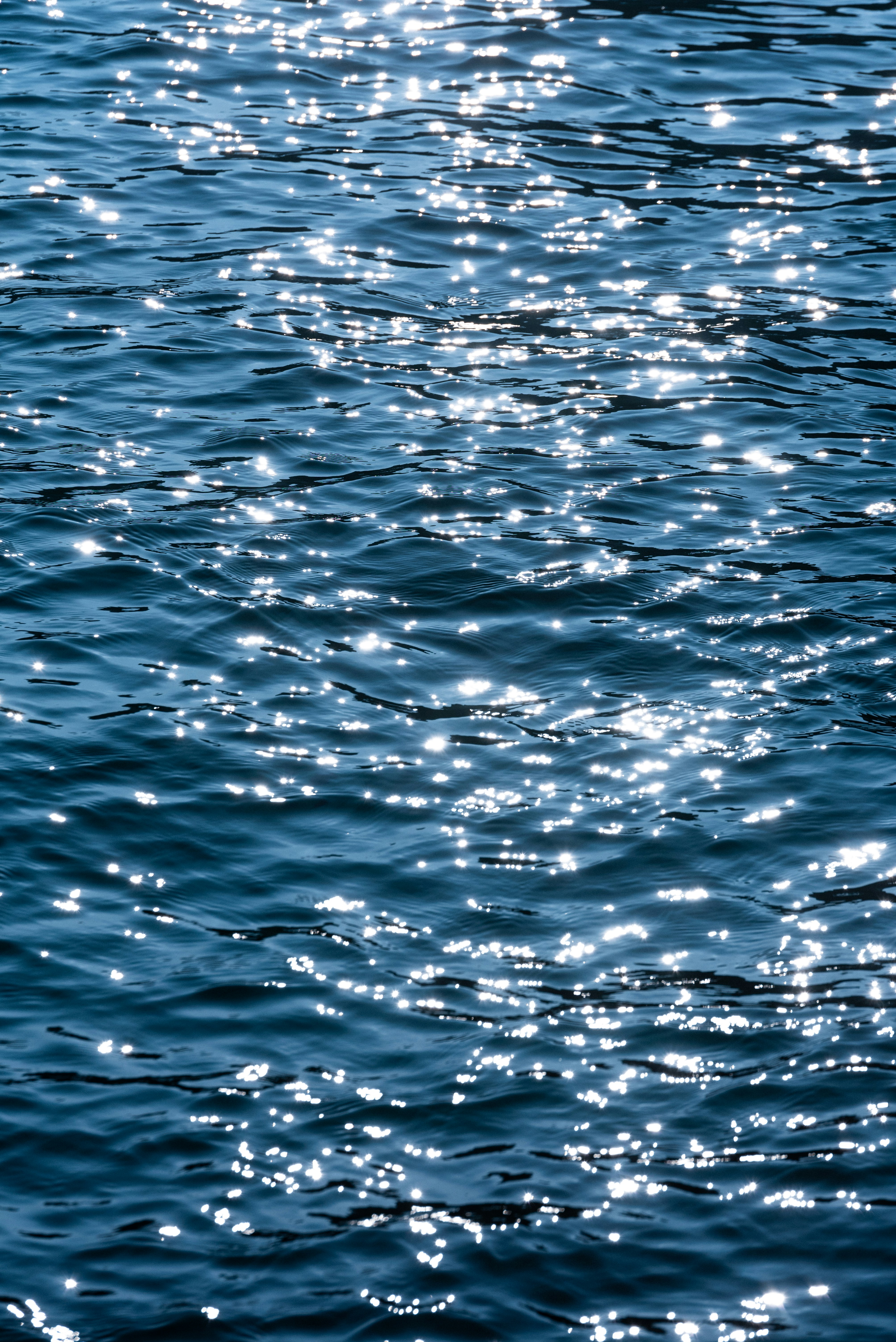 a large body of water filled with lots of water