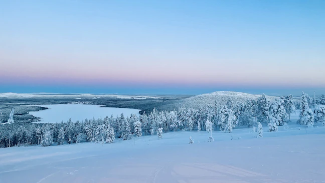 9-Day Northern Europe Budget Winter Itinerary