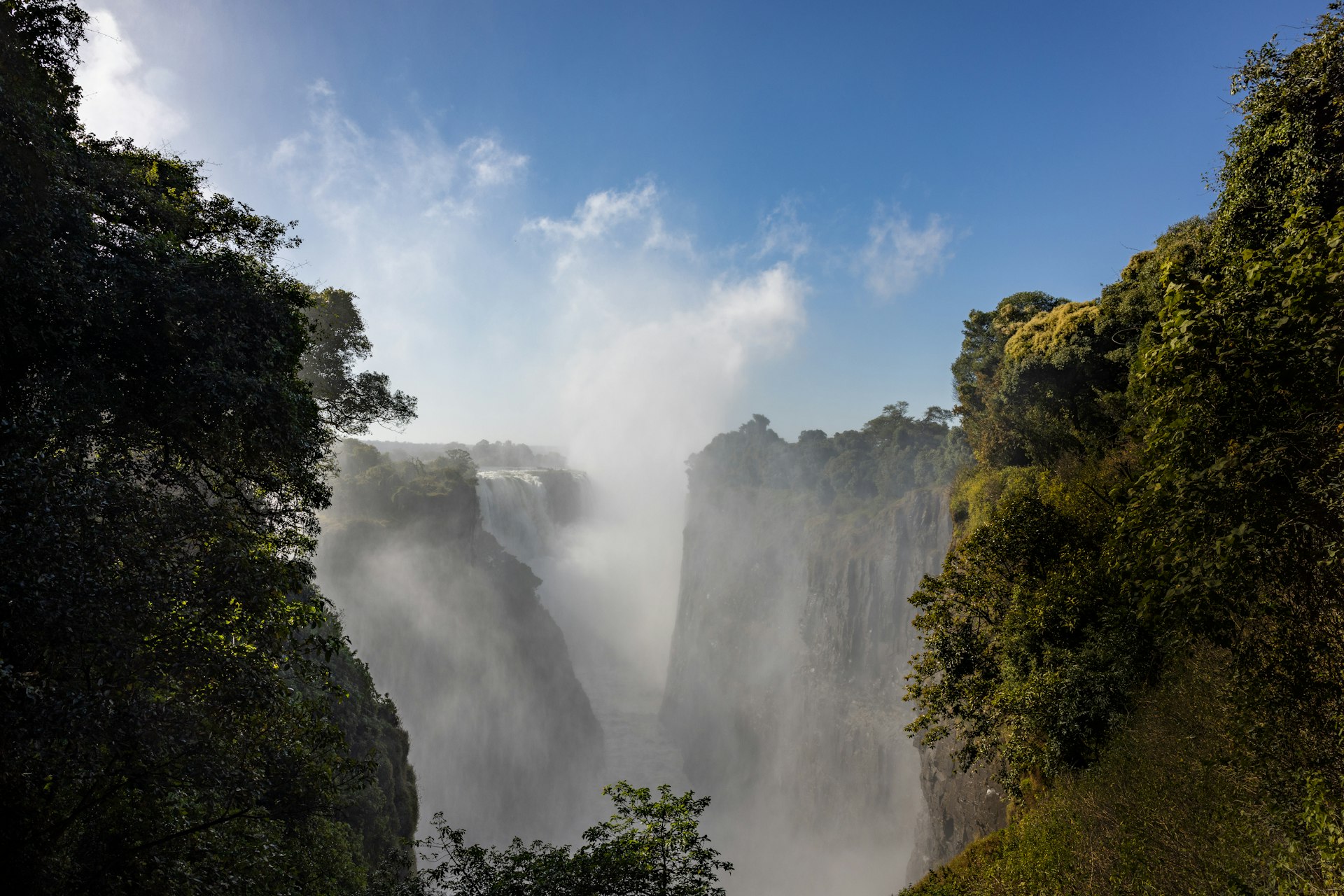 Kruger, Cape Town & Victoria Falls Guided Tour