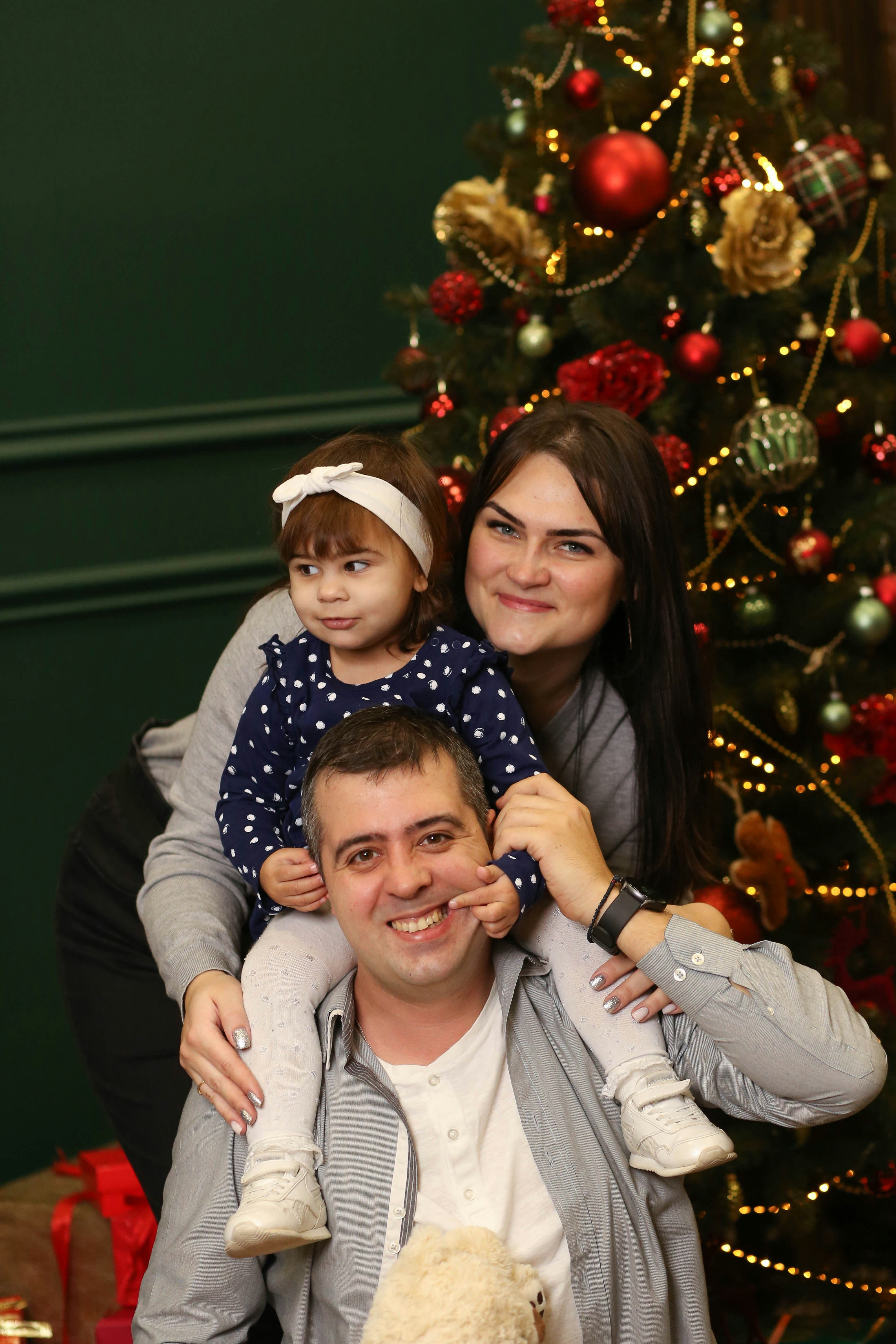 5 Thoughtful Christmas Gift Ideas for Your Daughter