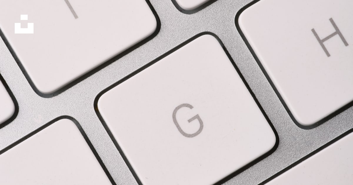 A close up of a keyboard with the letters y and y on it photo – Free ...