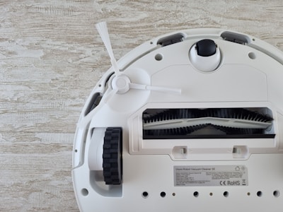 mantenimiento de robot aspiradora  