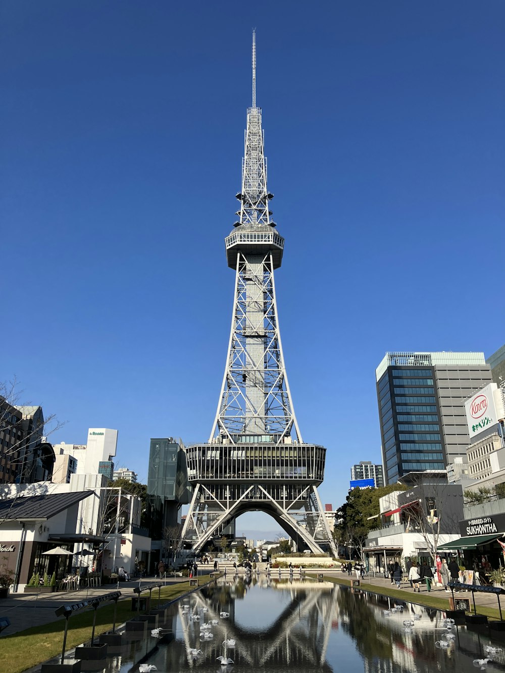 the eiffel tower towering over the city of paris