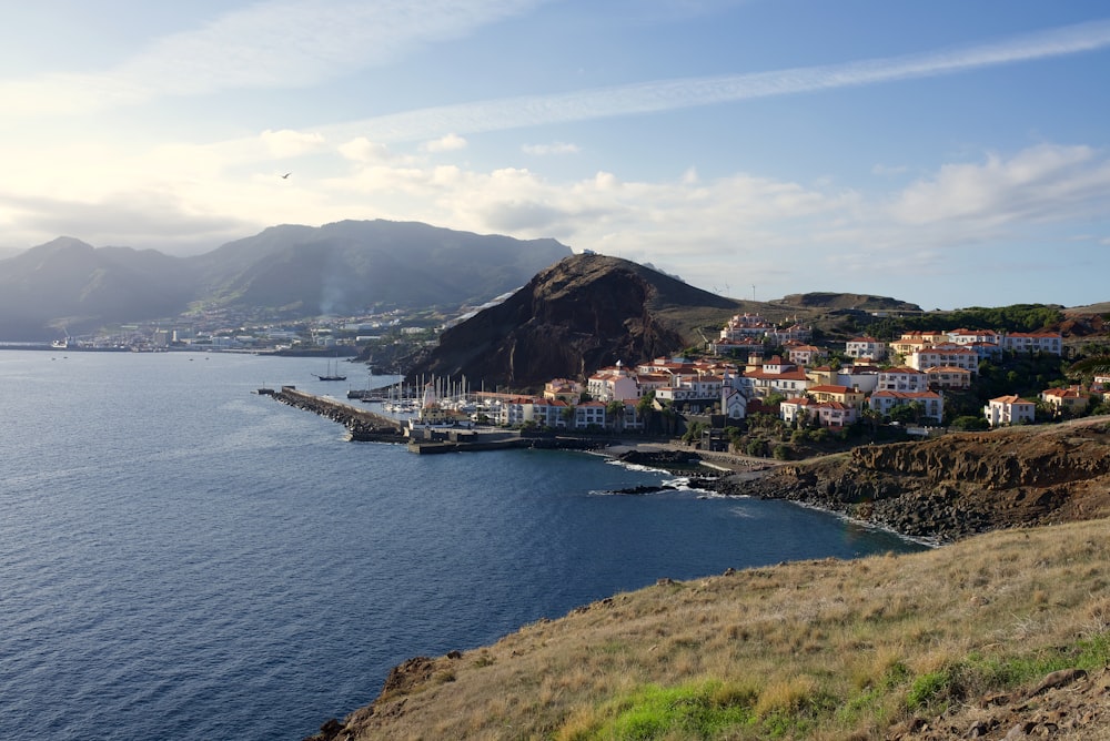 a small town on the shore of a body of water