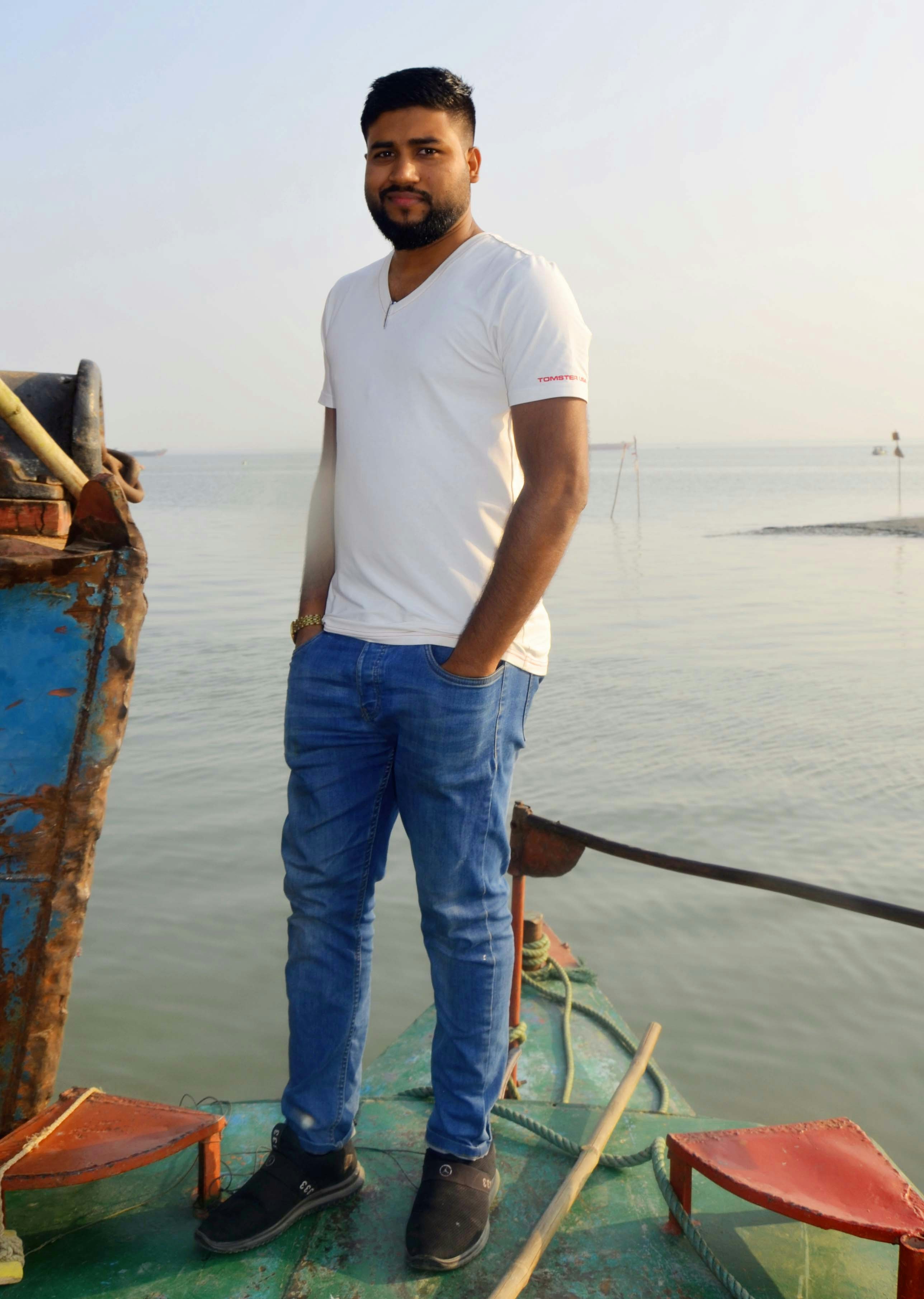 Photo by hasanuzzamanovi