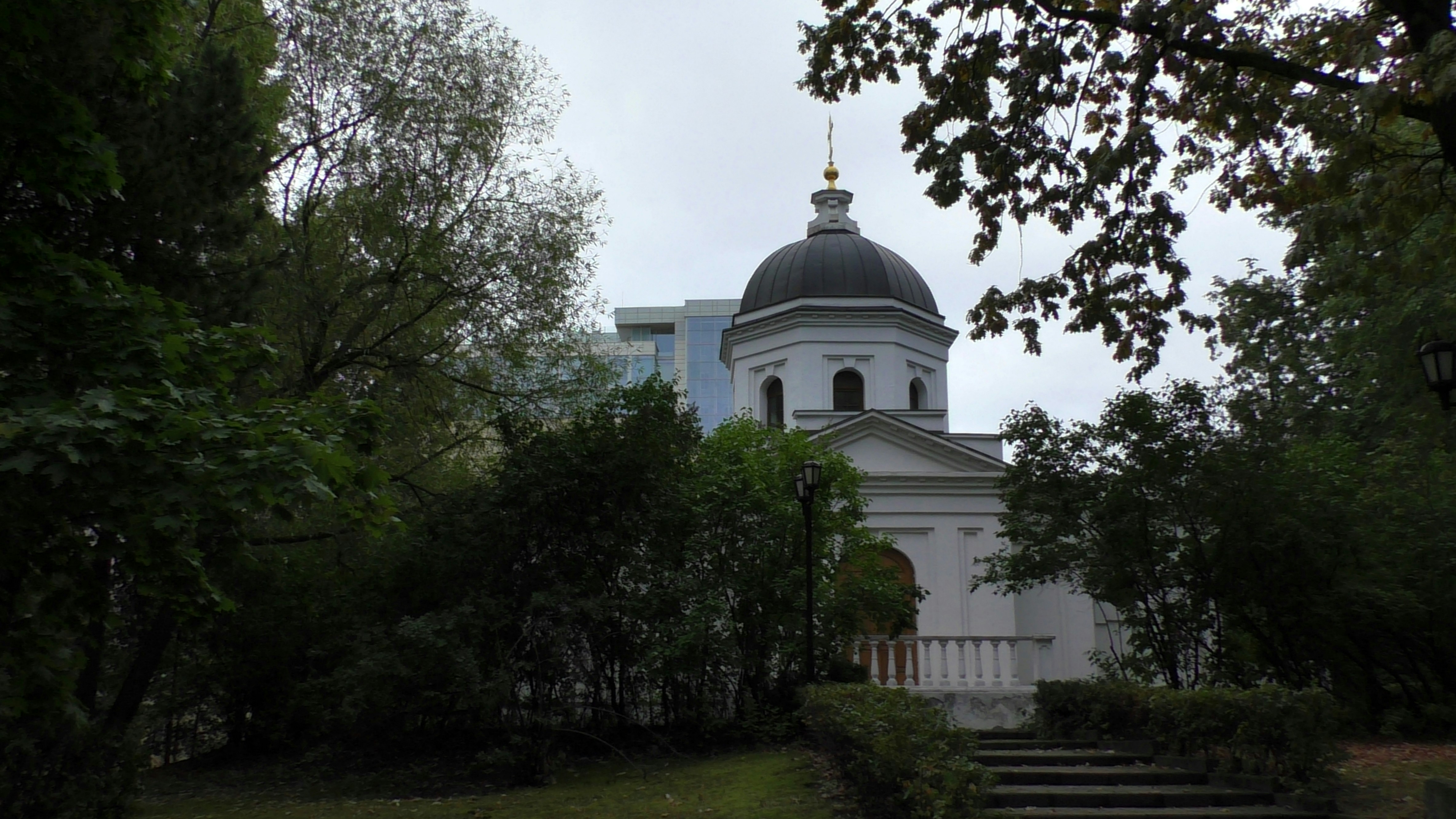 #misura_photos #misuraphotos https://www.youtube.com/user/Moscowartgallery vk.com/scanart From the series #Spiritualcentersofmoscow The Temple in honor of the Feodorovskaya Icon of the Mother of God if you like my works, I have more on my profile page - Please check them out! Don't forget to subscribe, press a like button, add my photo to your collections, share it with your friends and download it if you like! See you!