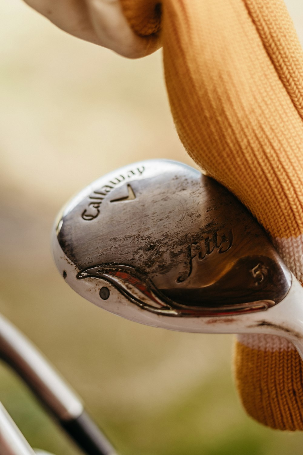 a close up of a golf club on a driver's driver's driver