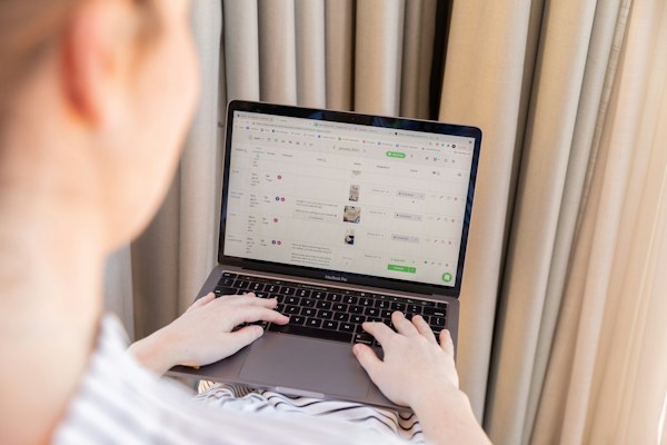 Chatbot AI Cho Website 2026: Hướng Dẫn Tích Hợp Từ A-Z Cho Doanh Nghiệp
