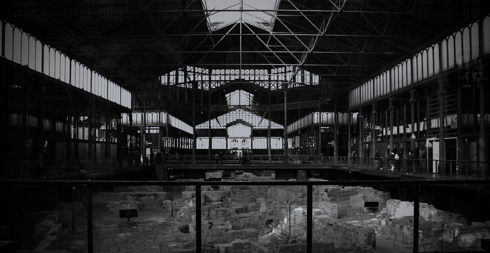 a black and white photo of a large building