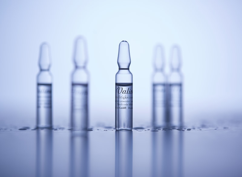 Peptide ampoules for subcutaneous injection therapy