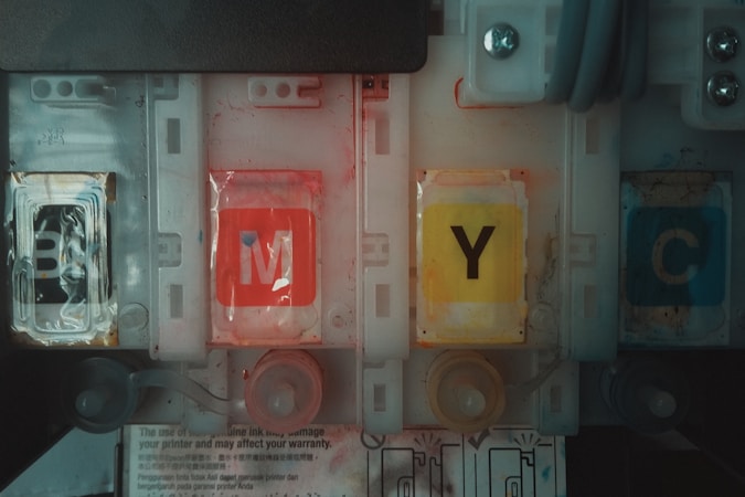 Soluciones Integrales para la Industria: Tintas, Asesoría y Capacitación