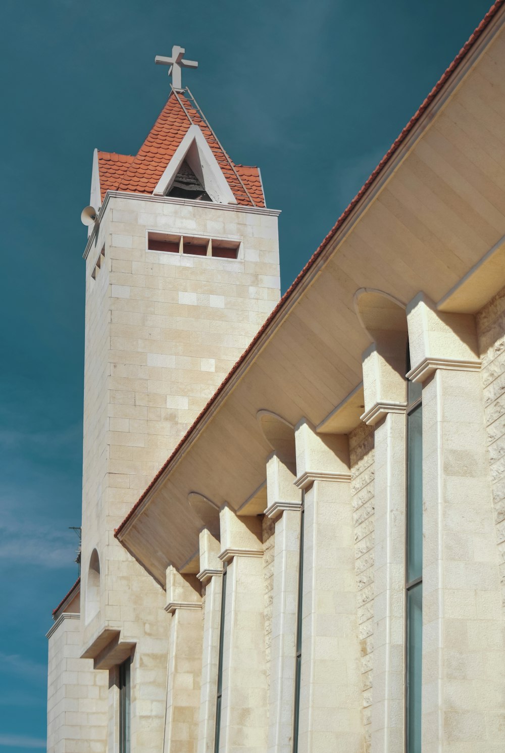 a church with a cross on top of it