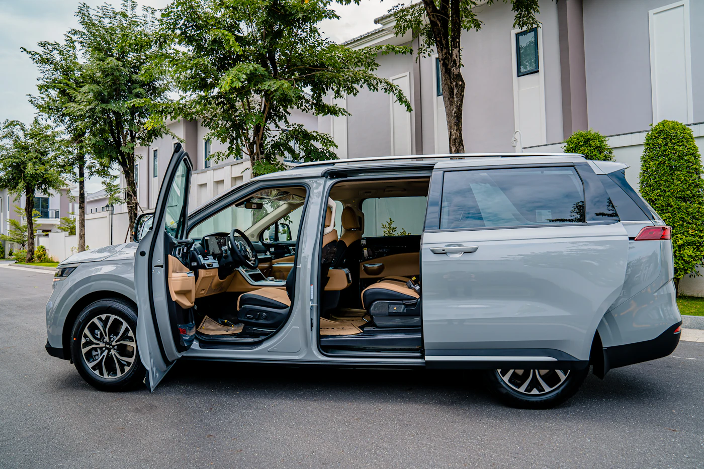 Batam city tour with driver (8 hours) 1