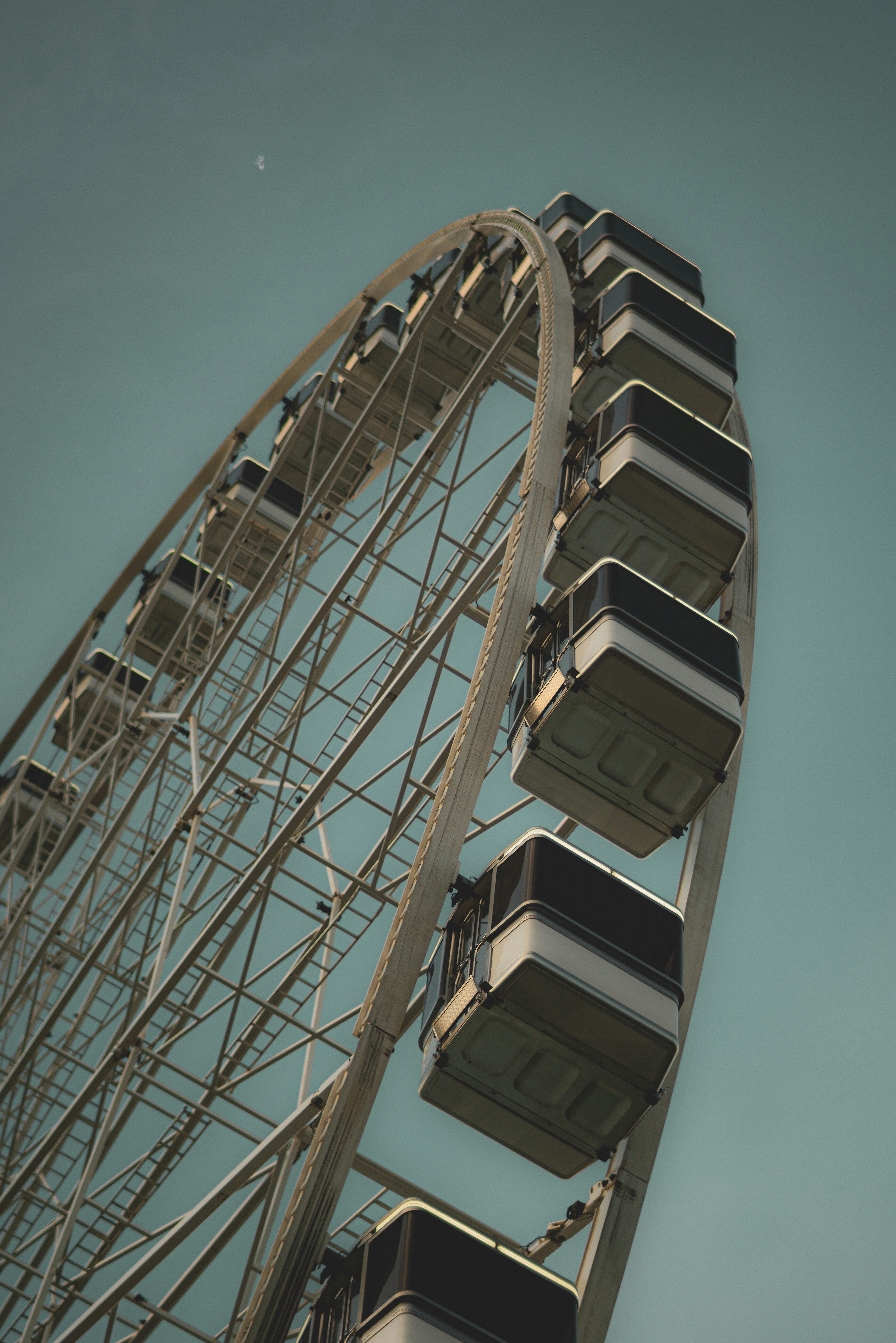 Photo by valentinlacoste