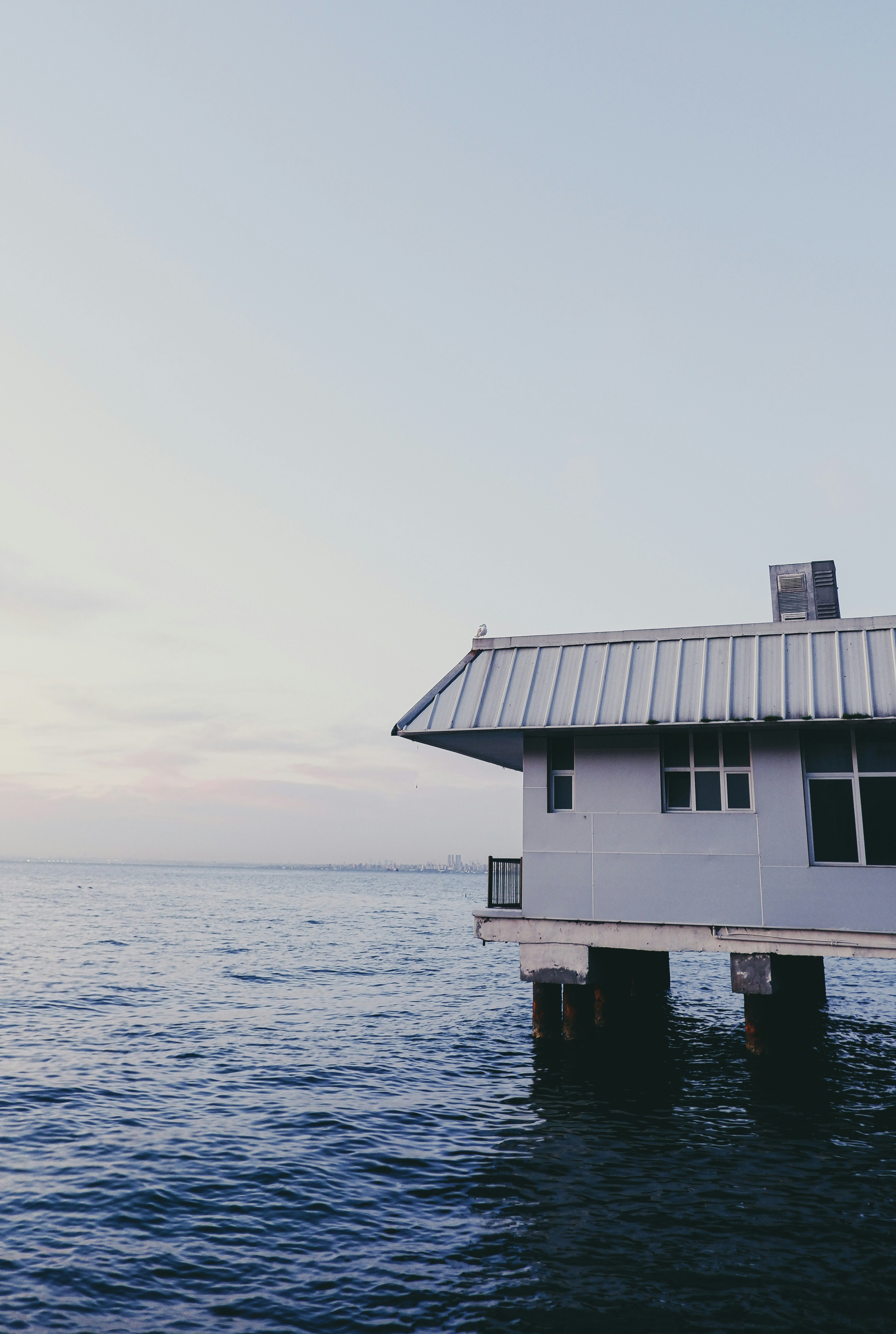 Photo by burakdonertas