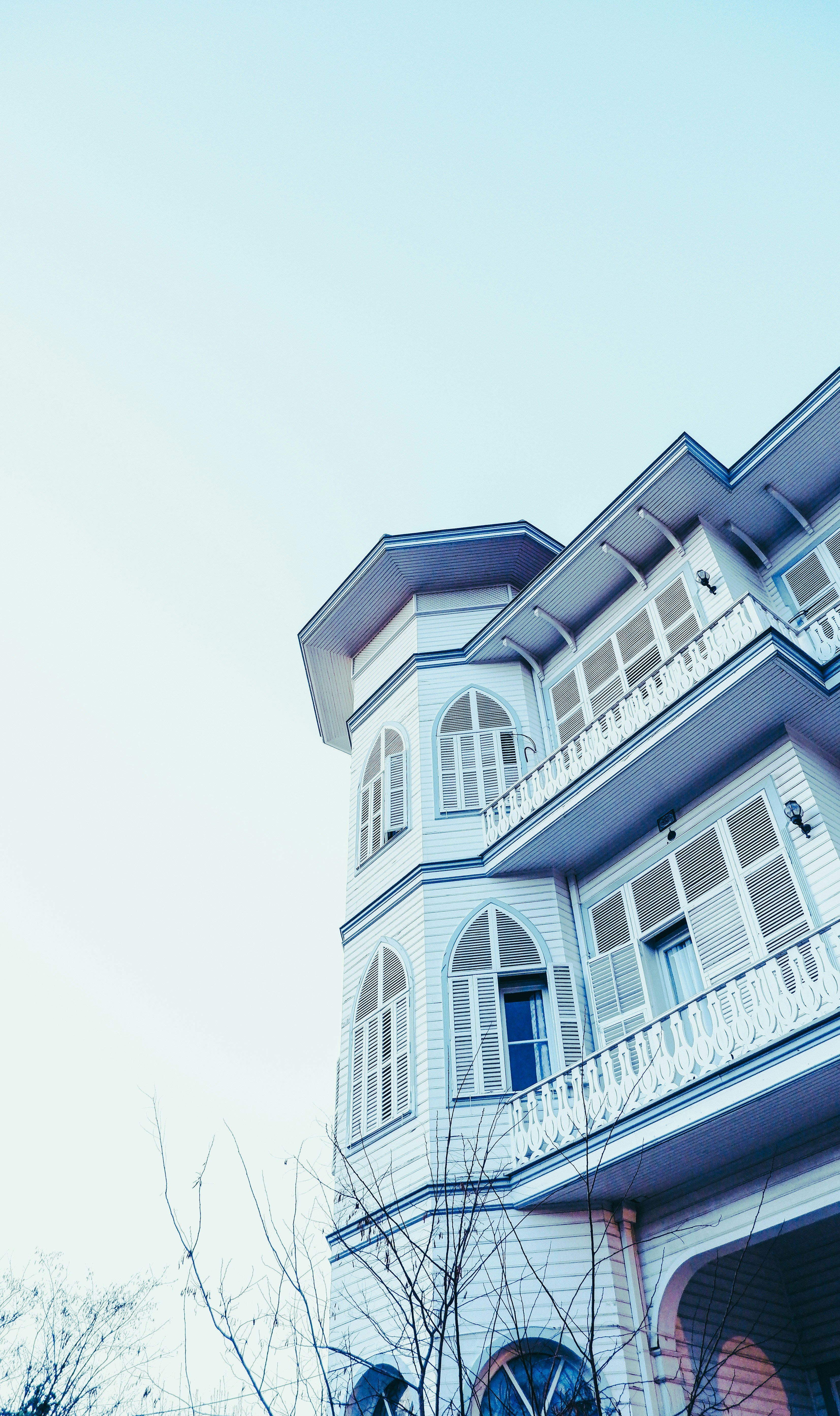 Photo by burakdonertas