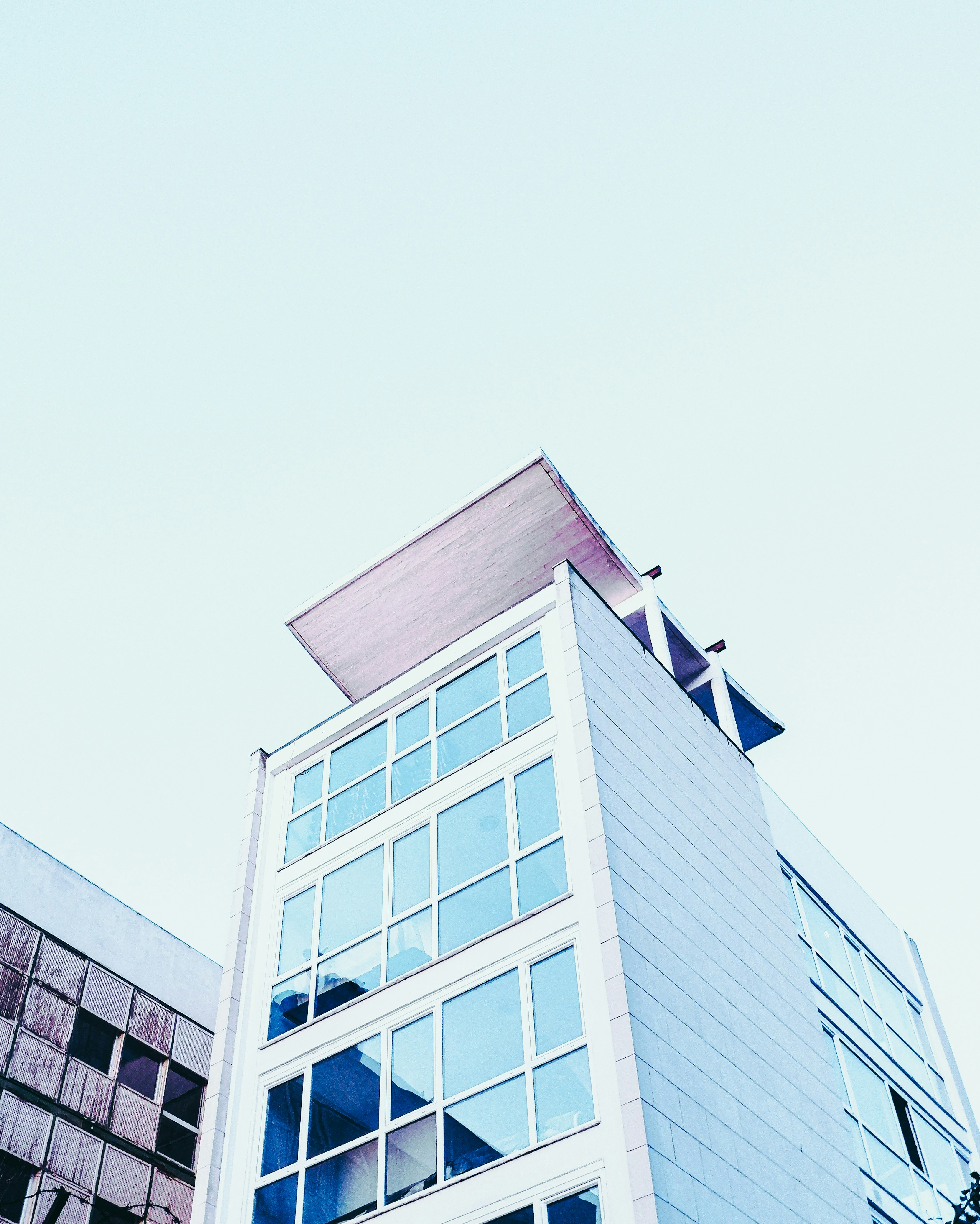 Photo by burakdonertas