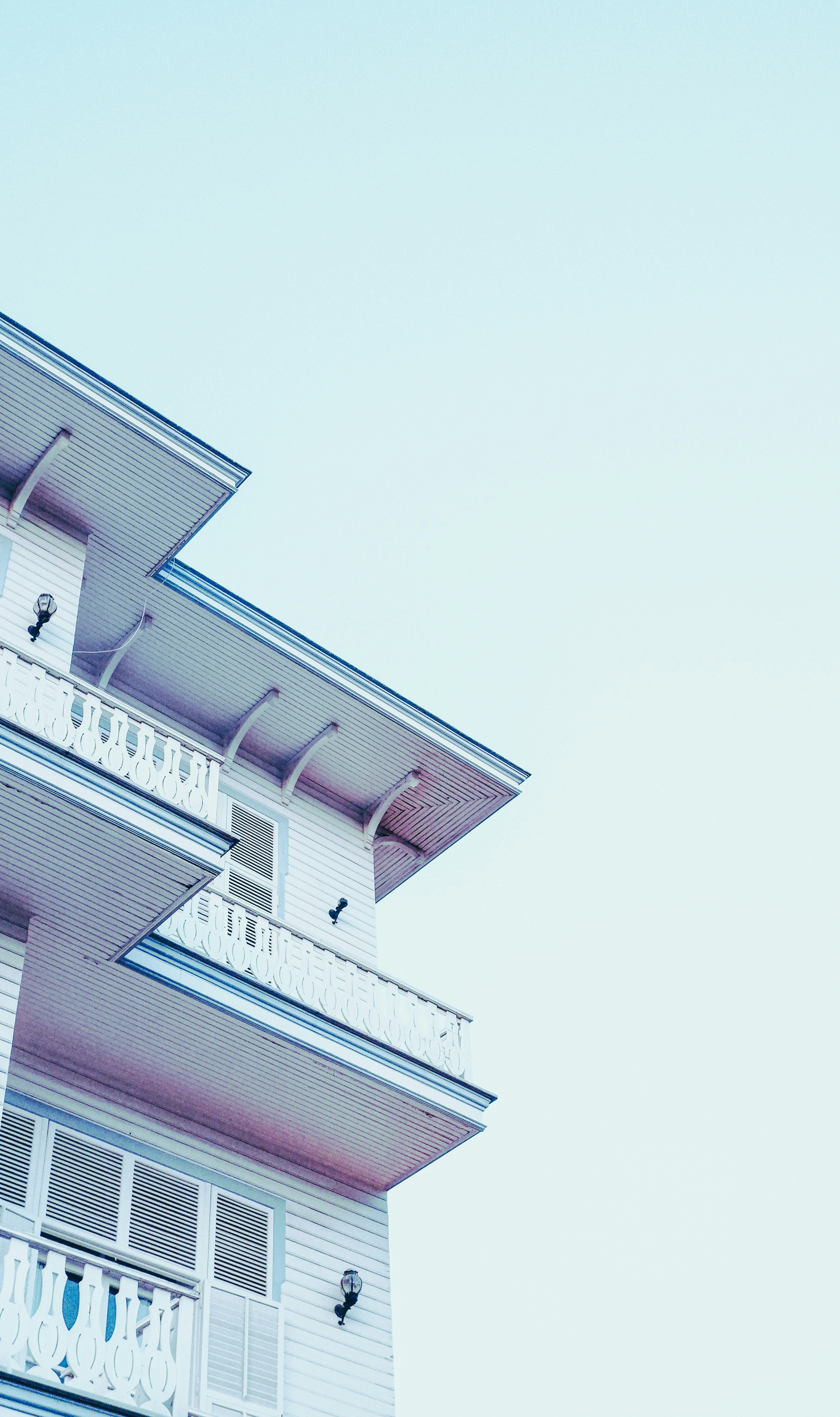 Photo by burakdonertas