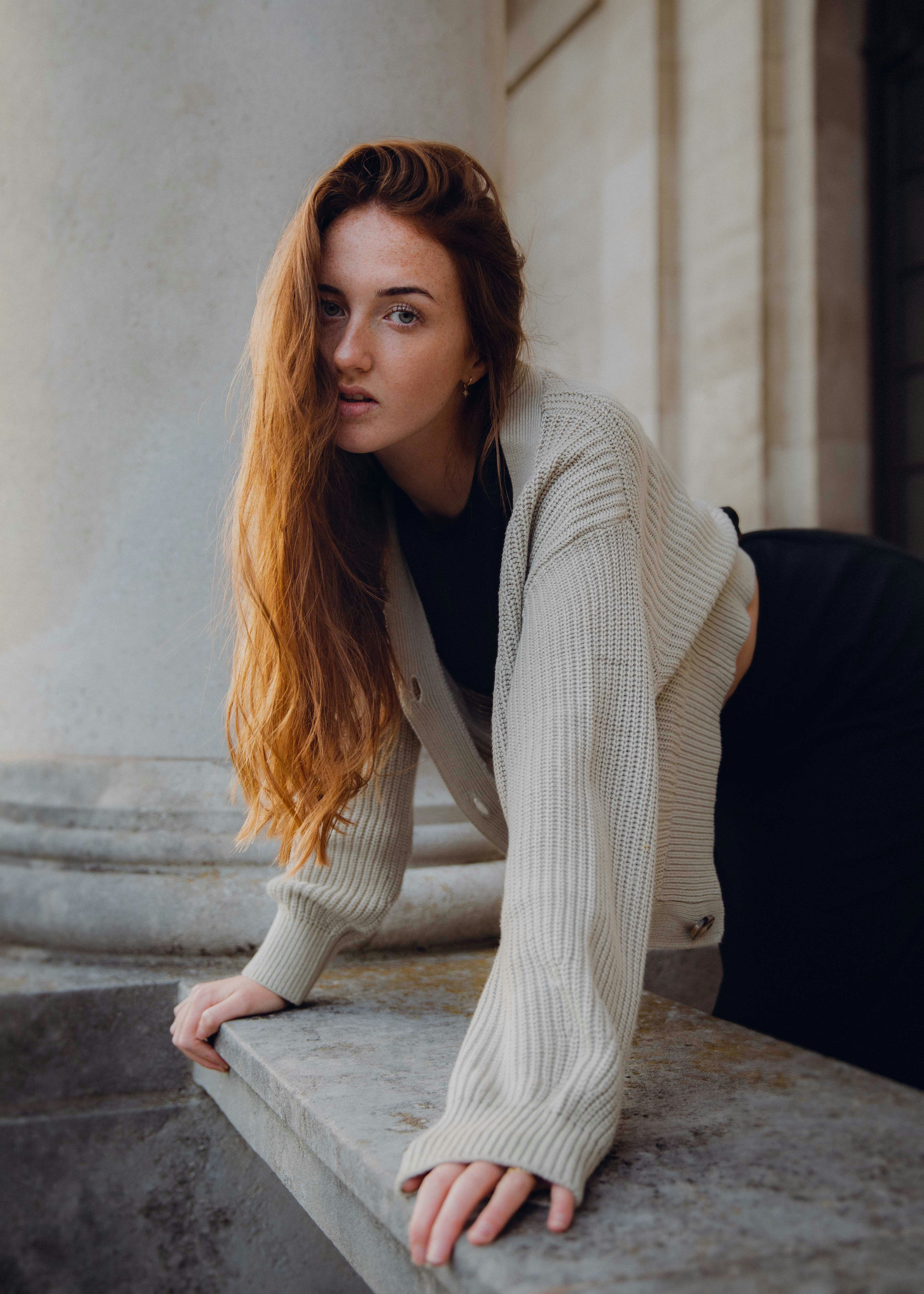 How to get free coins on the dating site HotLatinas.online