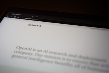 StealthGPT AI vs Abacus AI vs ChatGPT: A Detailed Comparison