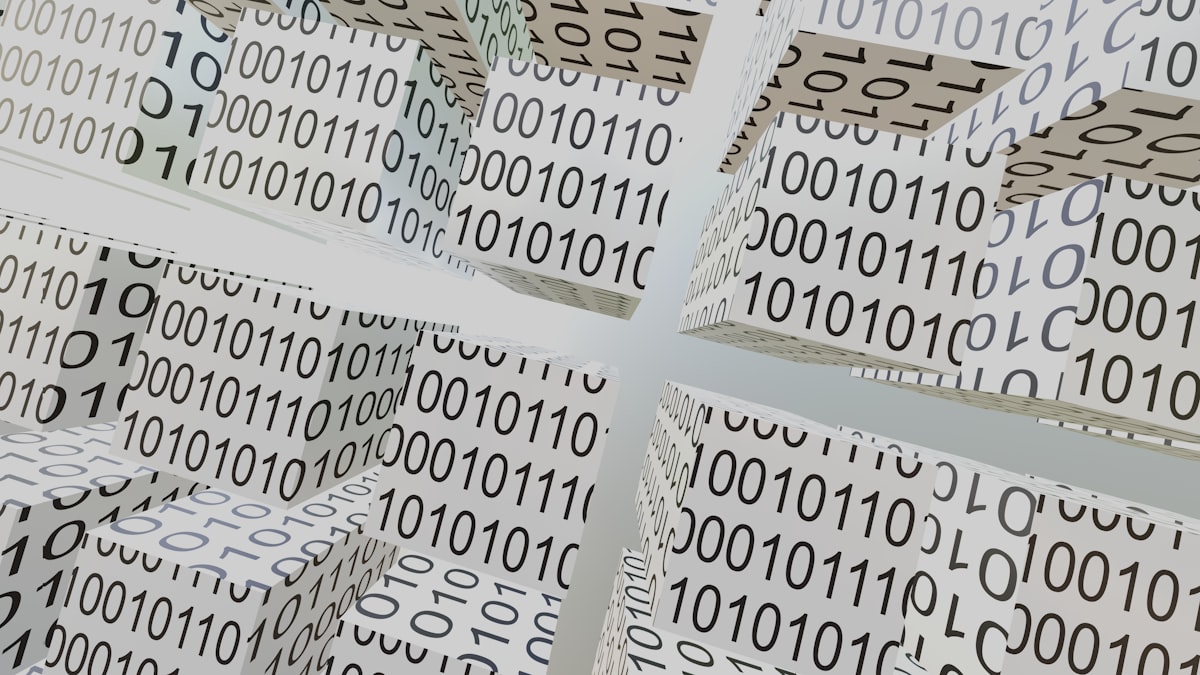 Imagen de portada de Despliegue Multi-Región de Servicio de Inferencia para un eCommerce de Moda en Arteixo