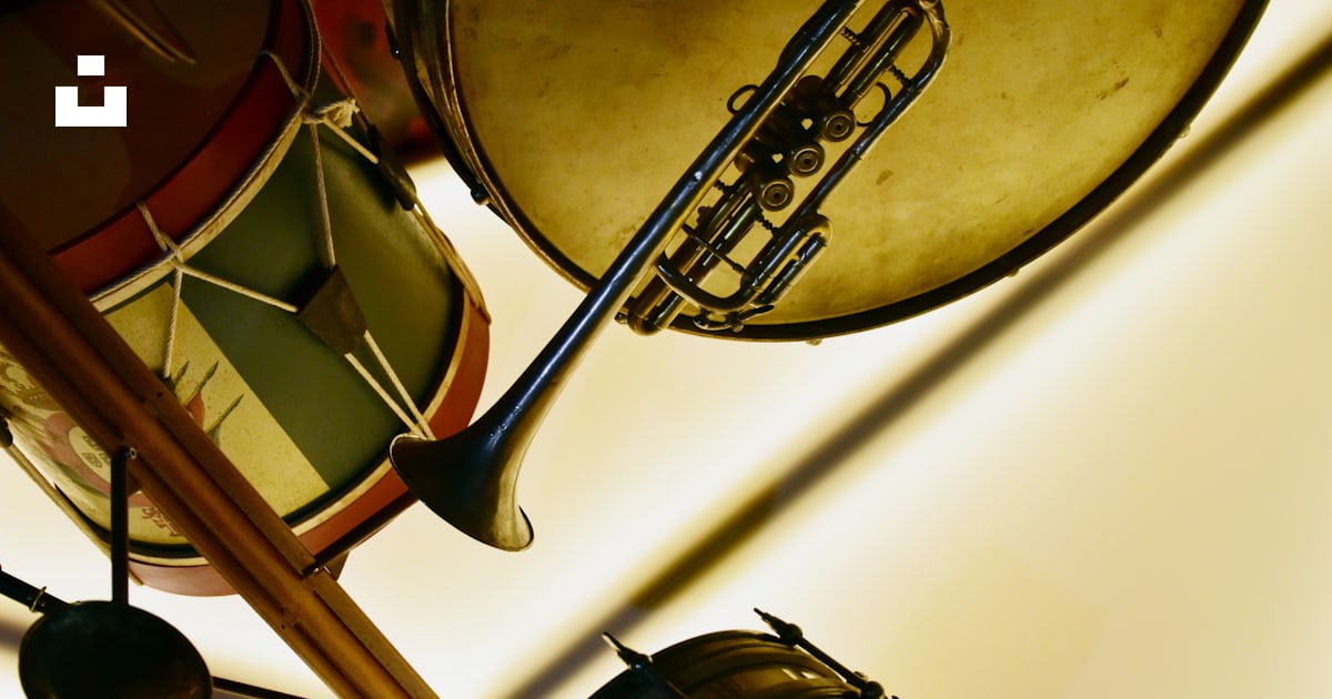 A group of musical instruments sitting on top of each other photo ...