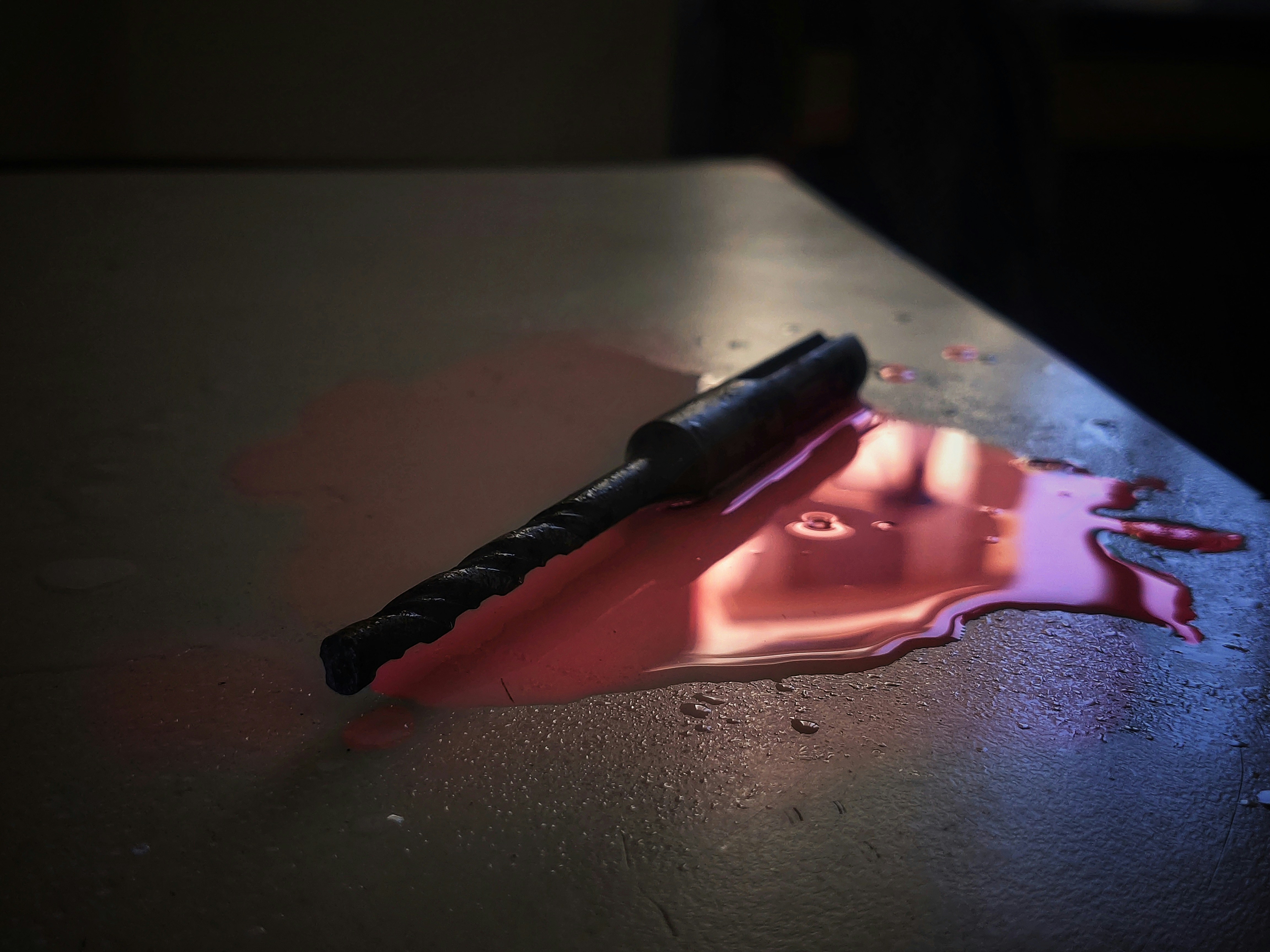 a knife that is laying on a table