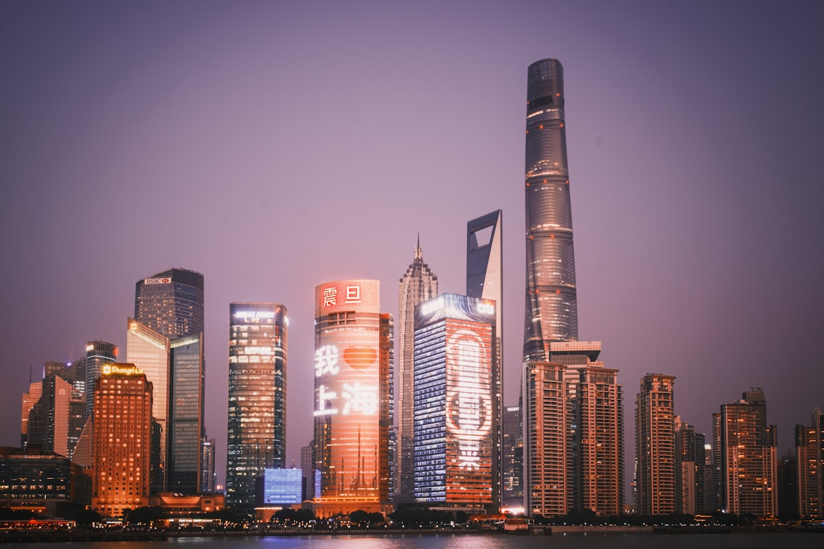 China va a abrir la caja fuerte otra vez — y el circo del "crecimiento garantizado" continúa