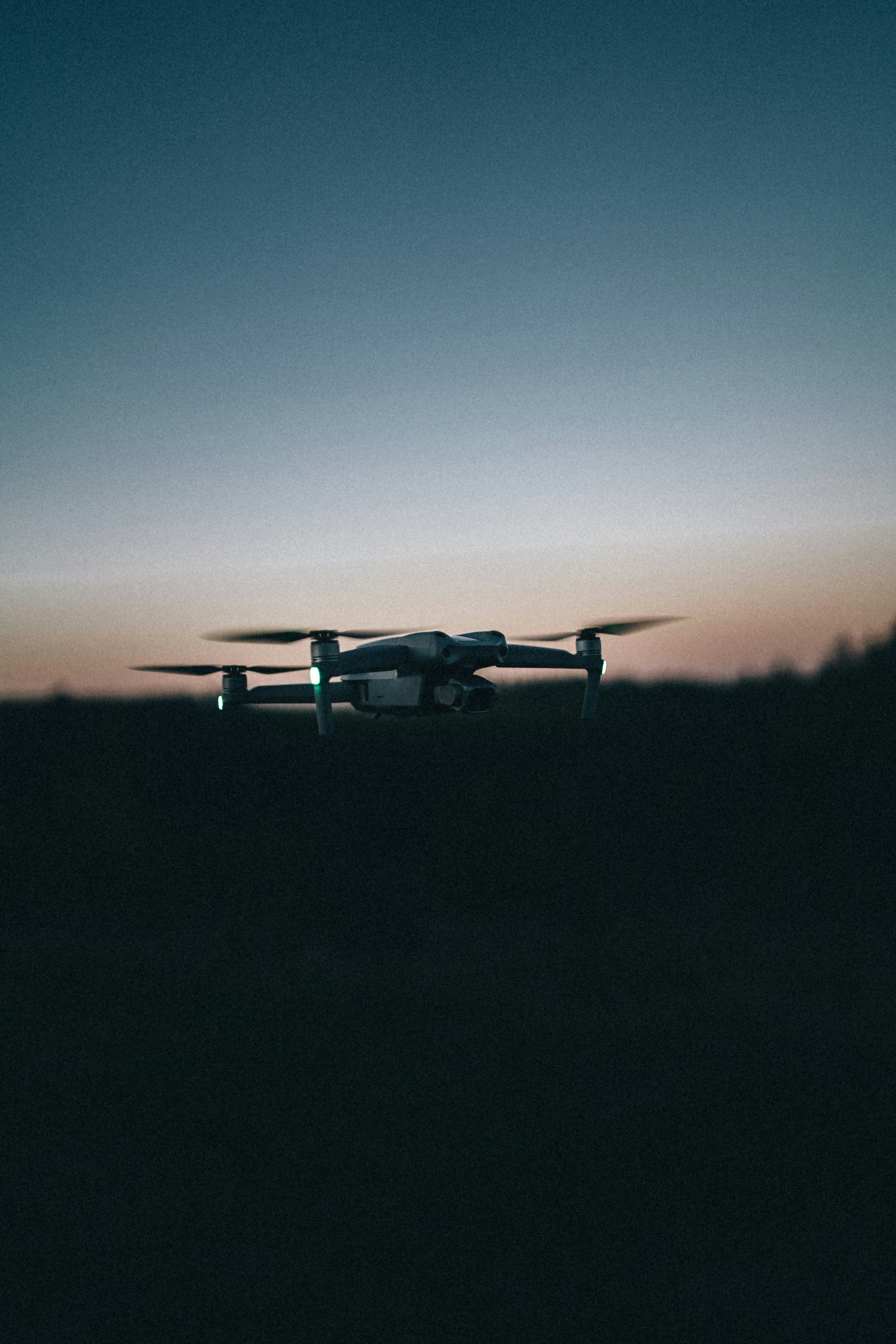 drone flight wallpaper, wallpaper, FPV dan Navigasi Tanpa GPS: Panduan Lengkap 4