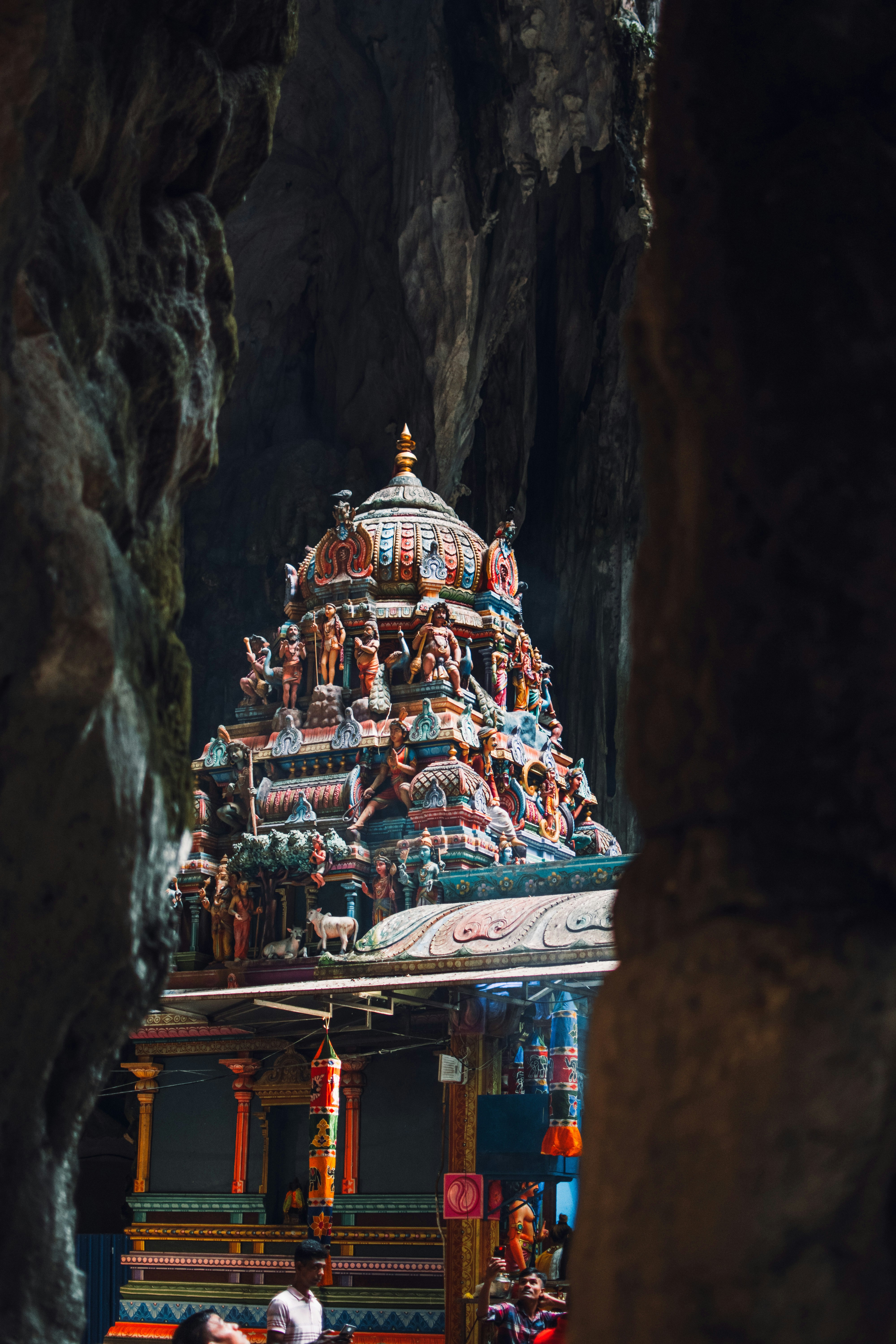 The Ultimate Batu Caves Travel Guide: A Spiritual and Cultural Journey