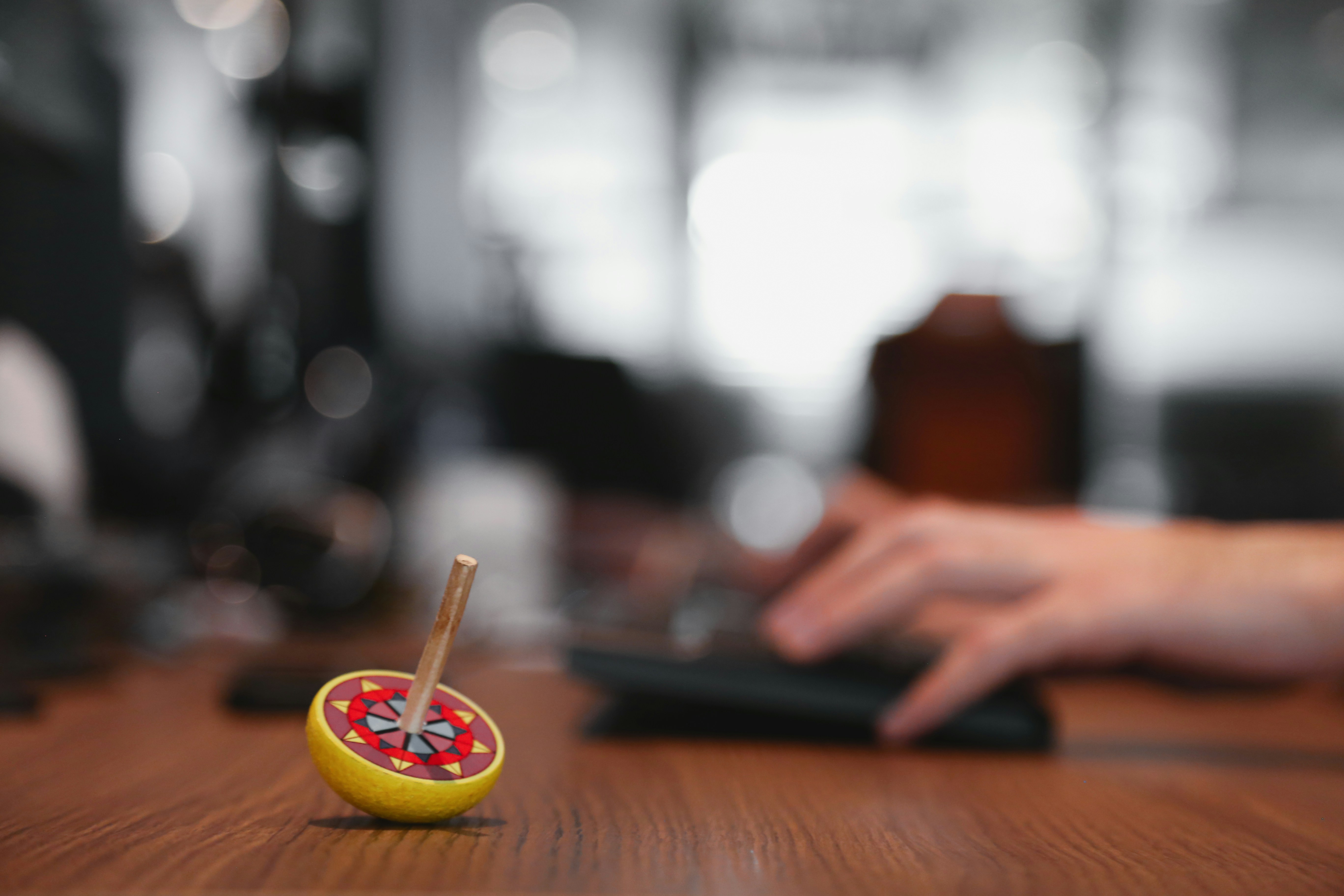 Smooth Spin Keychain