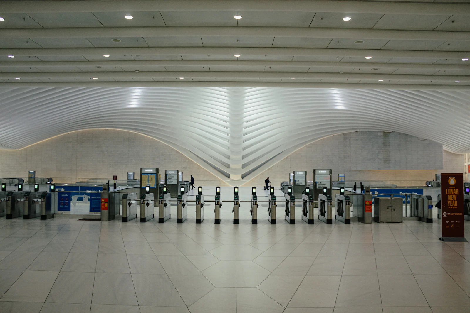 Transportation hub and terminal