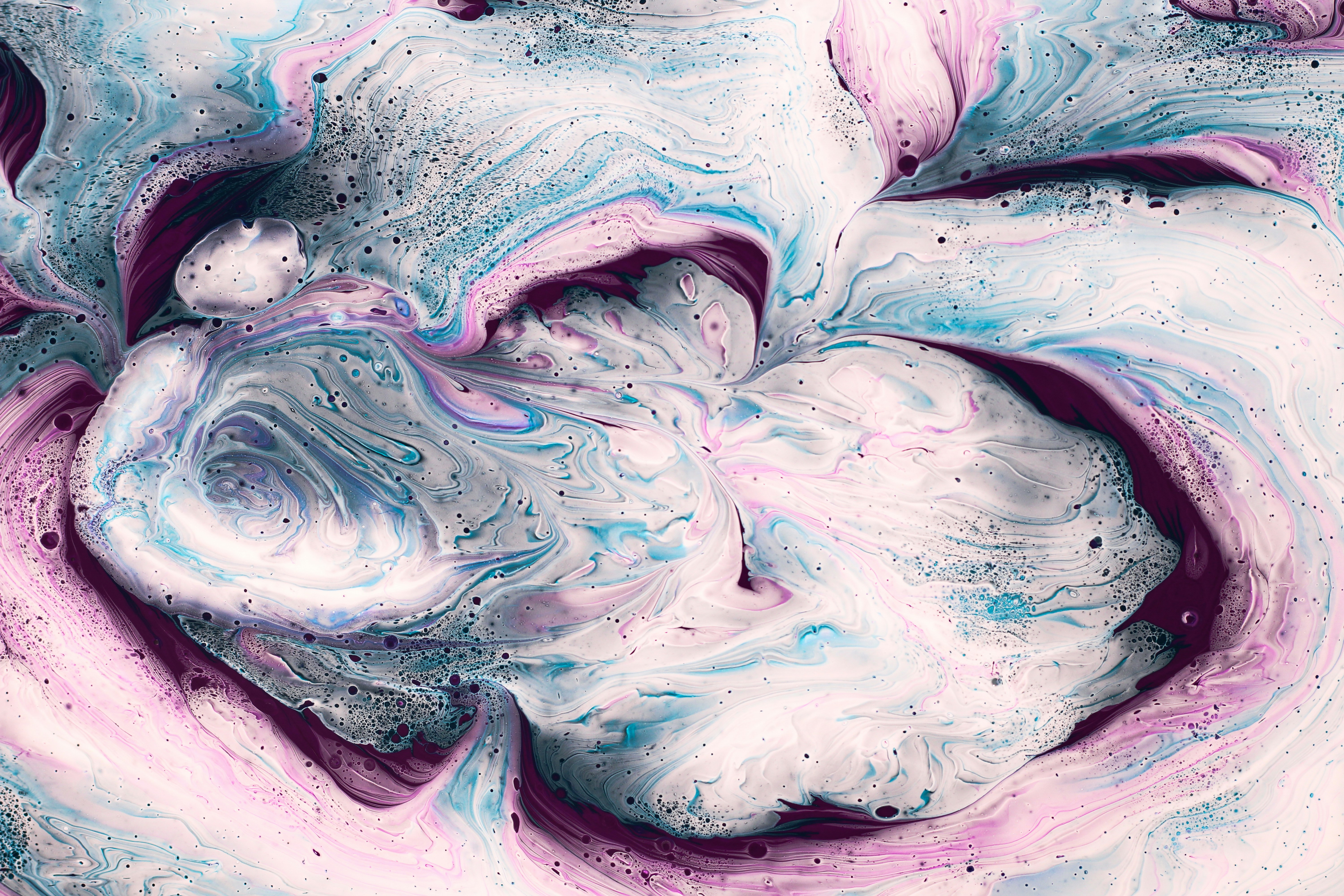 photo-1675866528992-