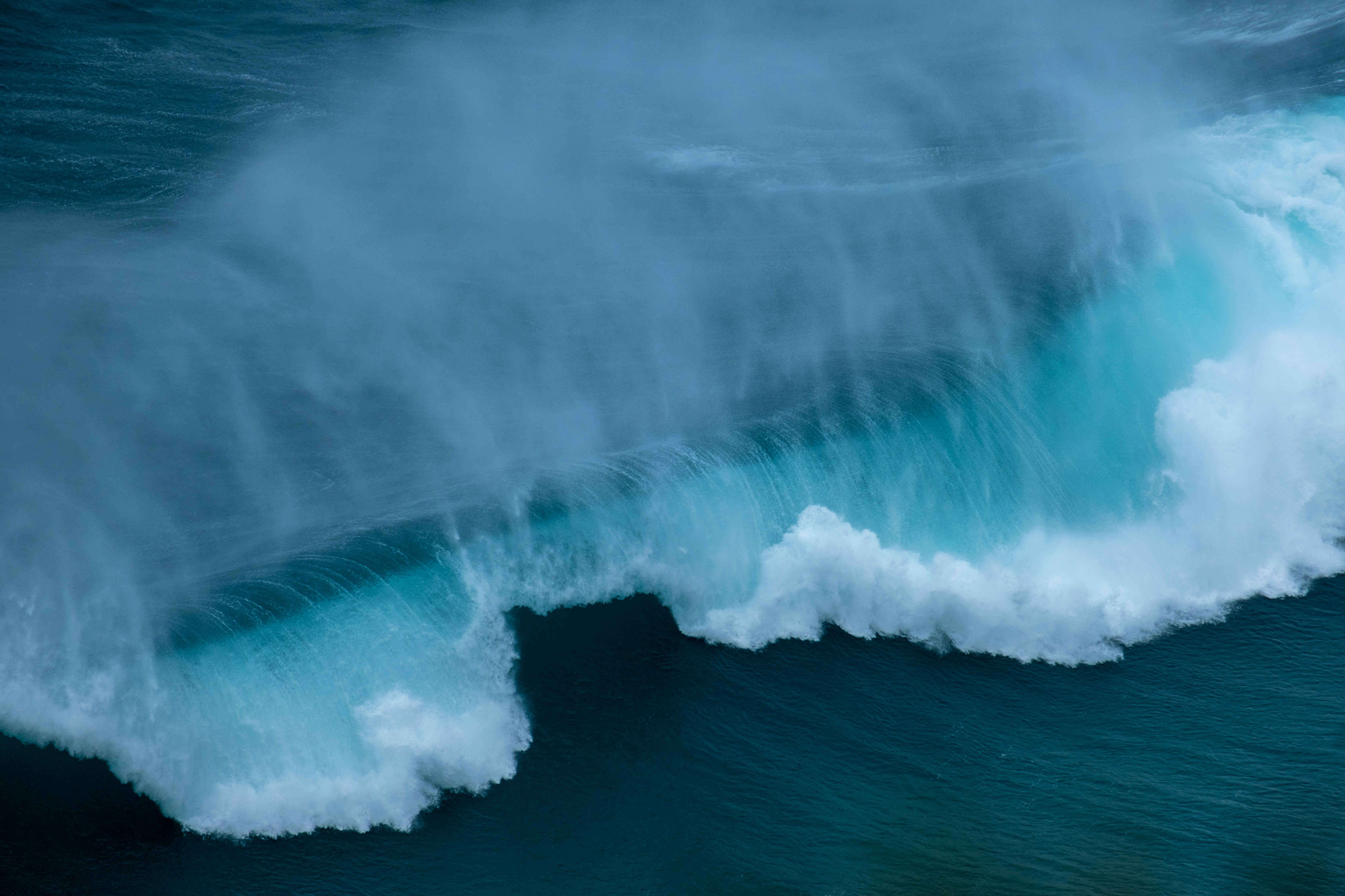 波力発電の設置コストは風力の何倍？海洋エネルギーの経済性比較関連画像