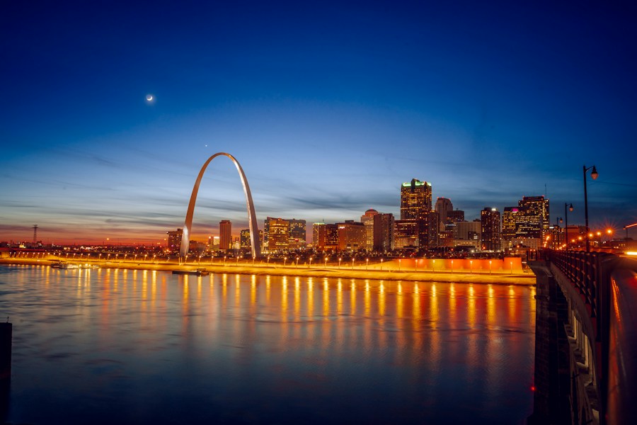 St. Louis: Geography of the Gateway to the West