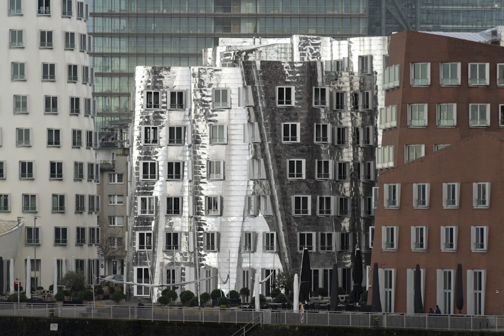 a group of buildings that are next to each other