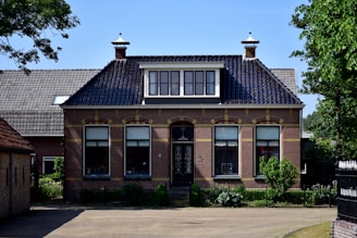 The classic exterior of a traditional Edison, New Jersey home.