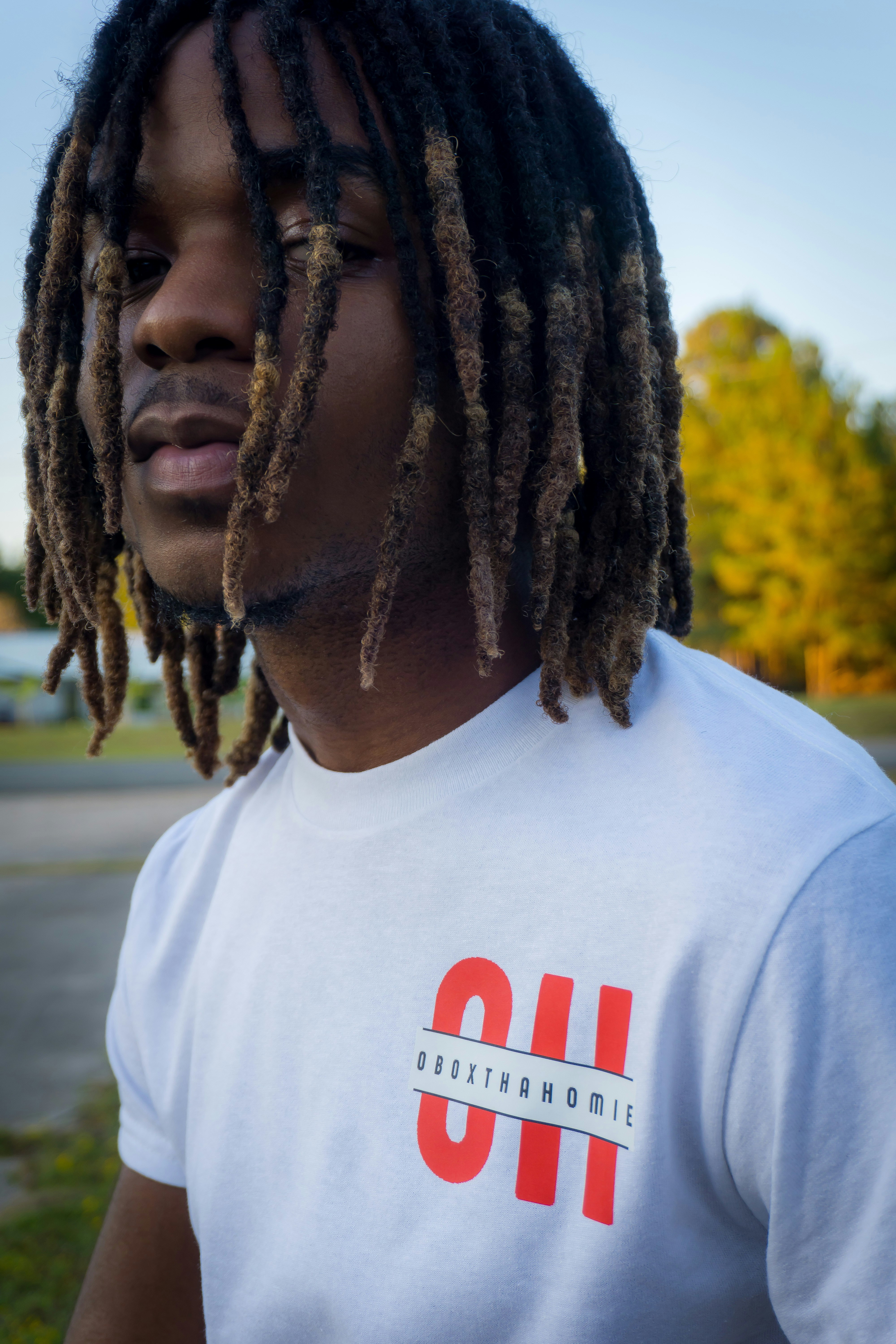 A close up of a person with dreadlocks photo – Free Portrait Image on ...
