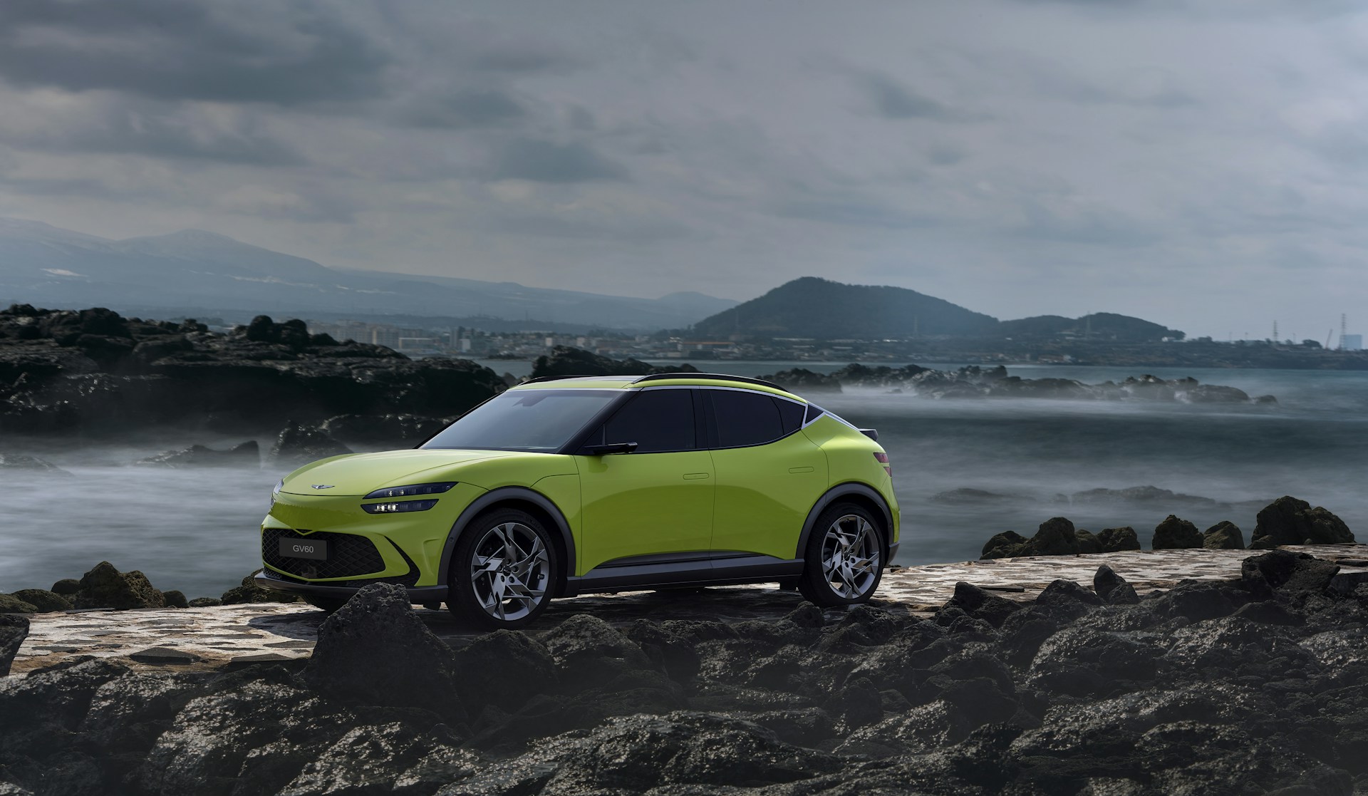 black and brown leather padded tub sofa