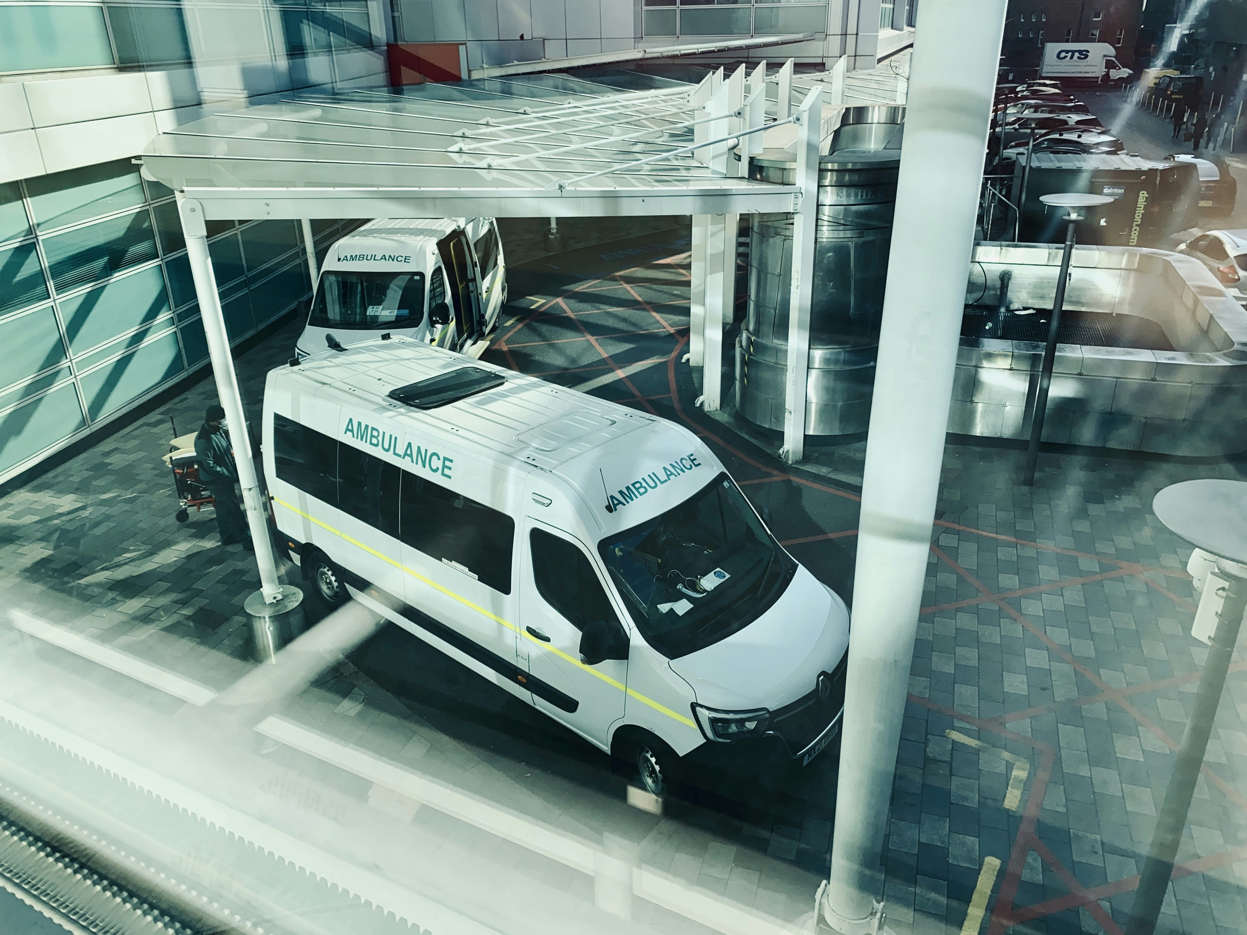 Pesan Ambulance Sekarang