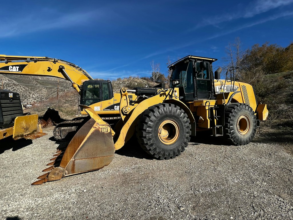 Versatile Wheel Loader