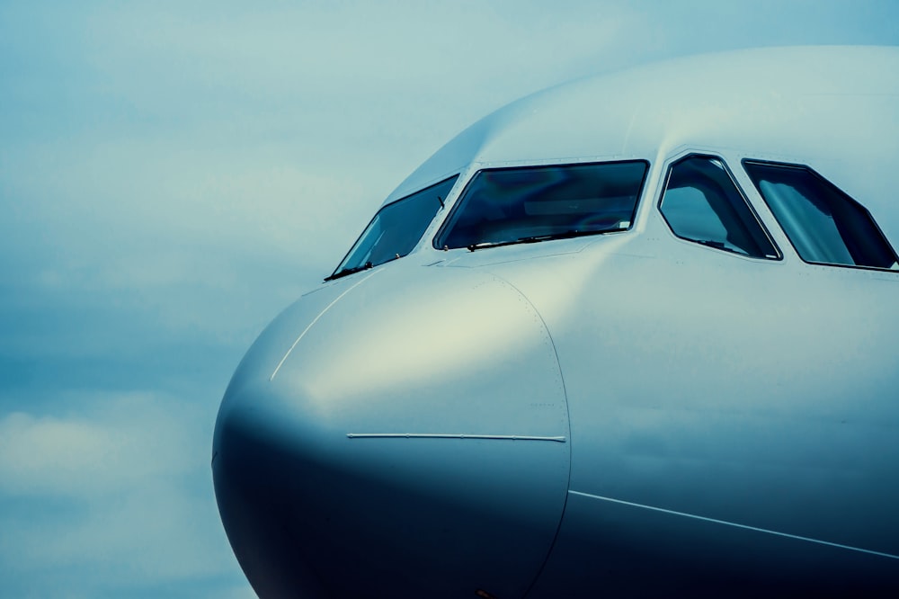 a close up of the nose of an airplane