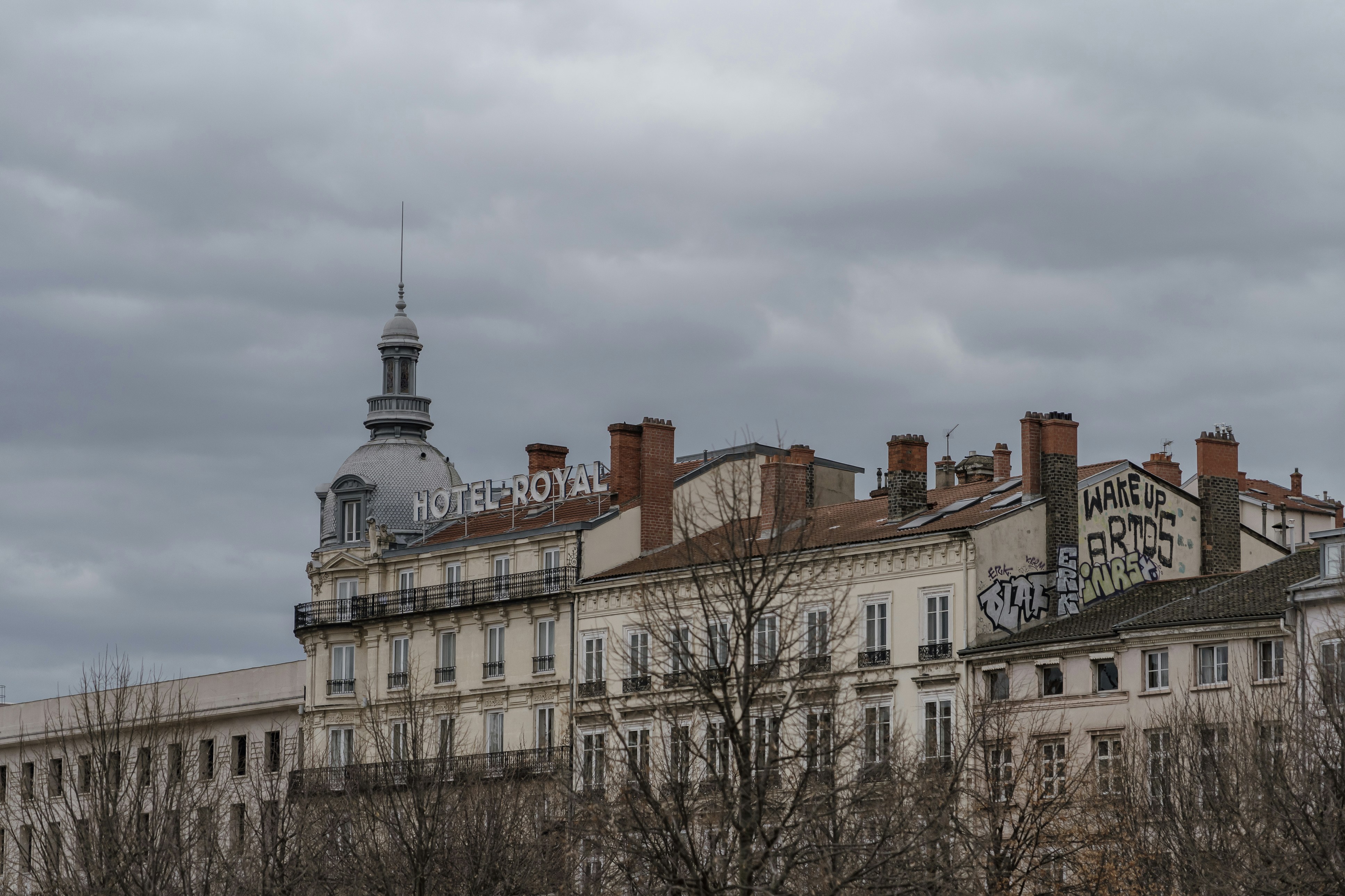 D'un Siège à L'Autre