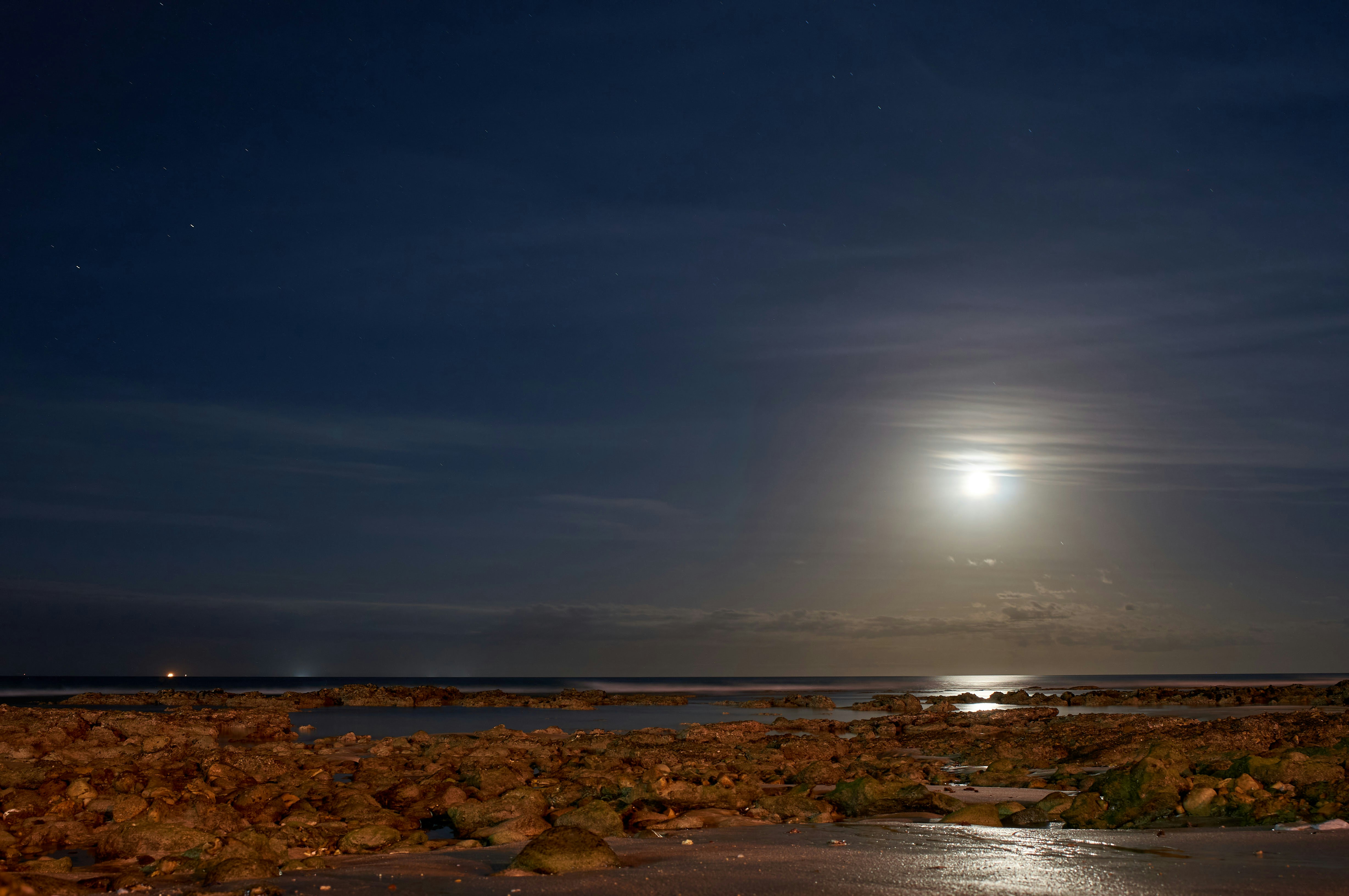 Solar System Showcase: Tidal Forces Beyond Earth (image credits: unsplash)