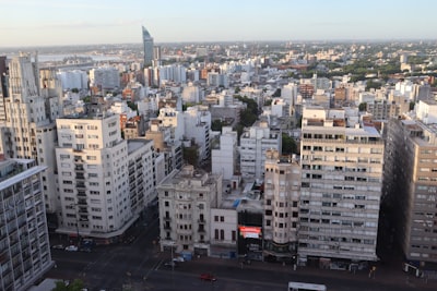 Montevideo 2026: cuánto cuesta la escapada desde Argentina