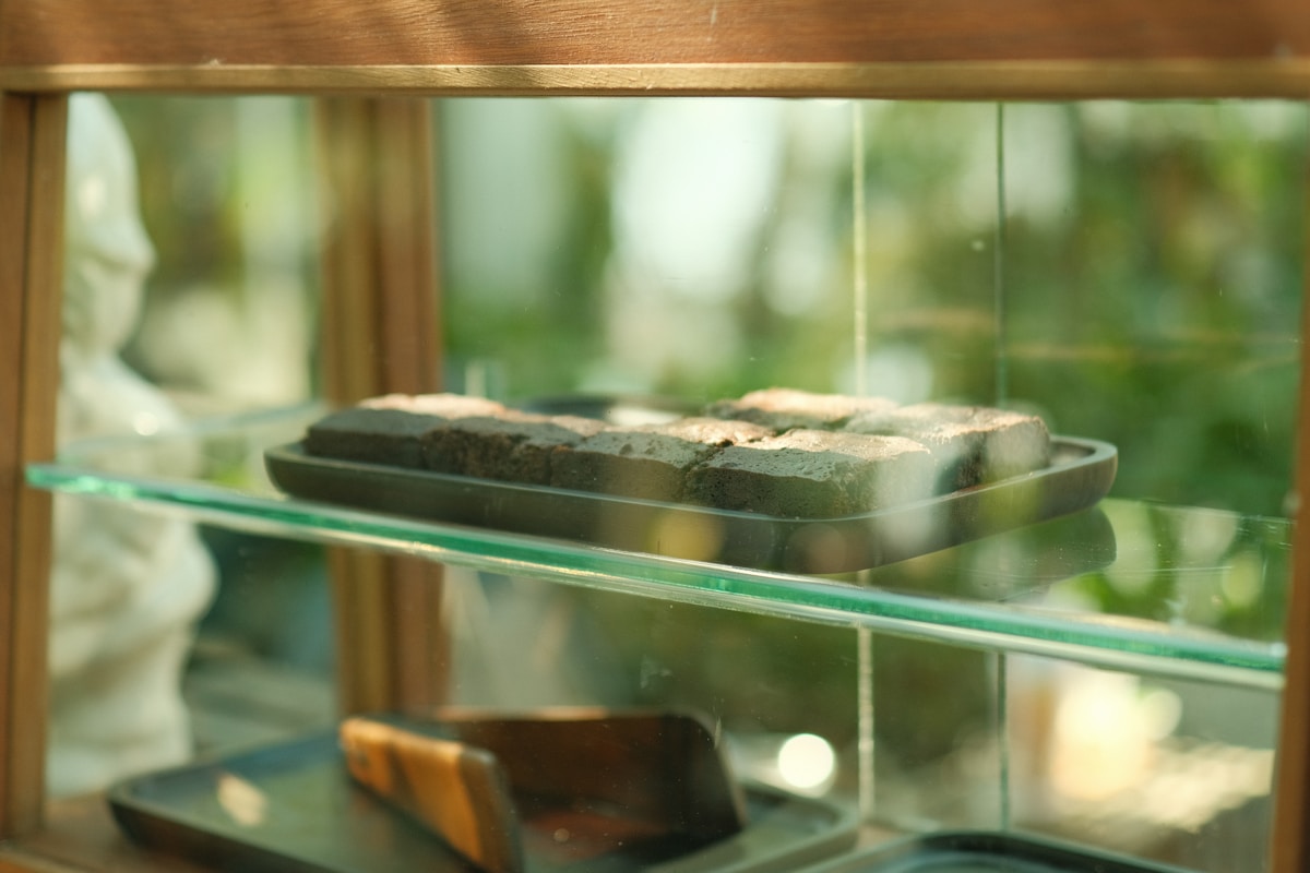 How Do You Bake Different Brownie Flavors in One Pan?