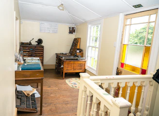 We will sell your antiques for you!