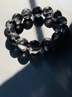 A bracelet showcasing the misty silhouette of Adam's Peak.