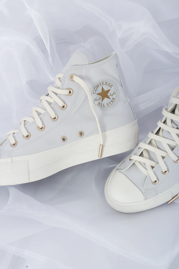 Zapatillas urbanas blancas
